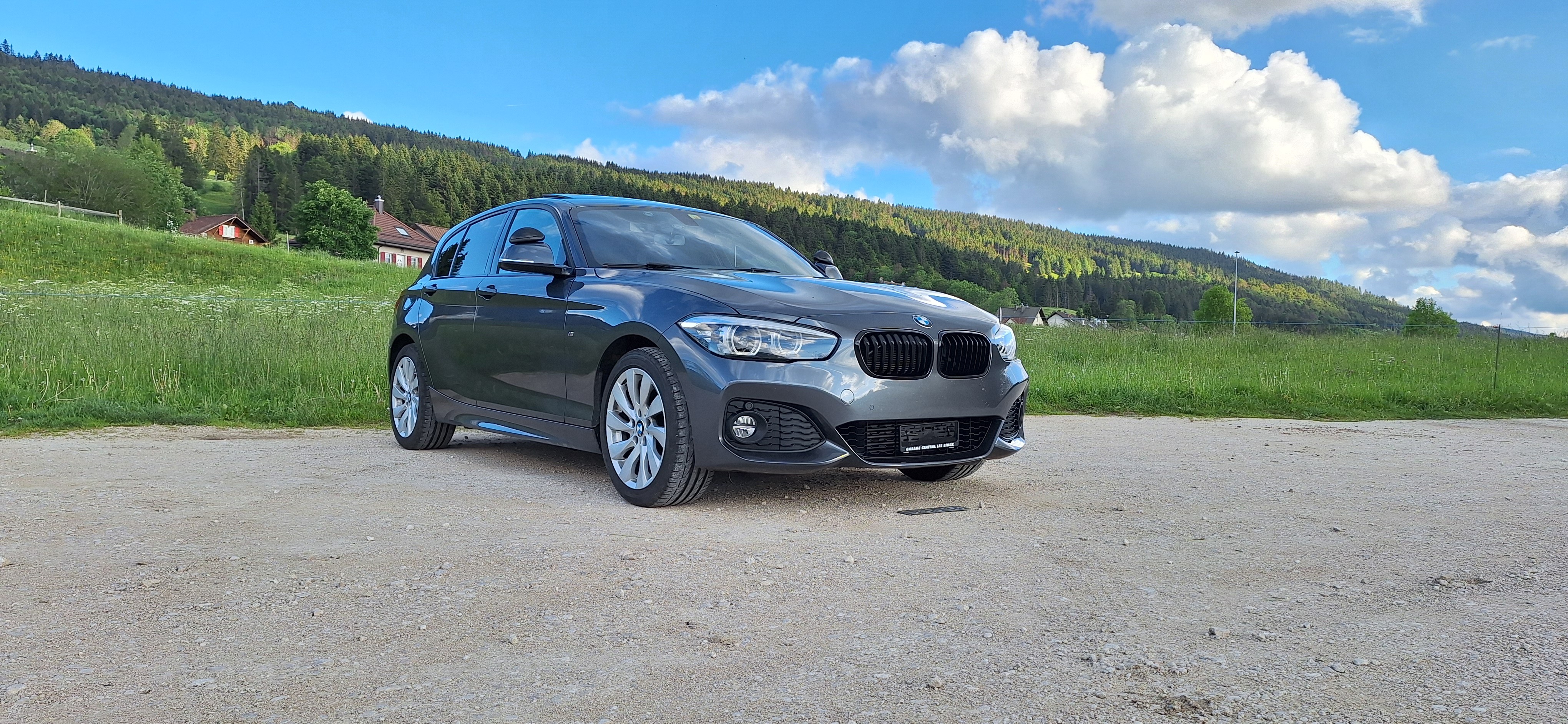 Car photo