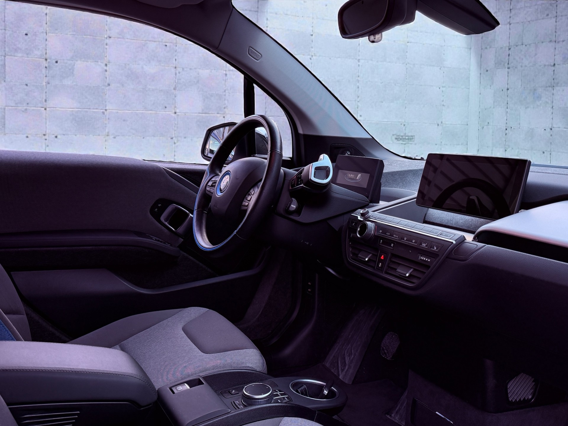 BMW i3s (120Ah) Fleet Edition-image-5