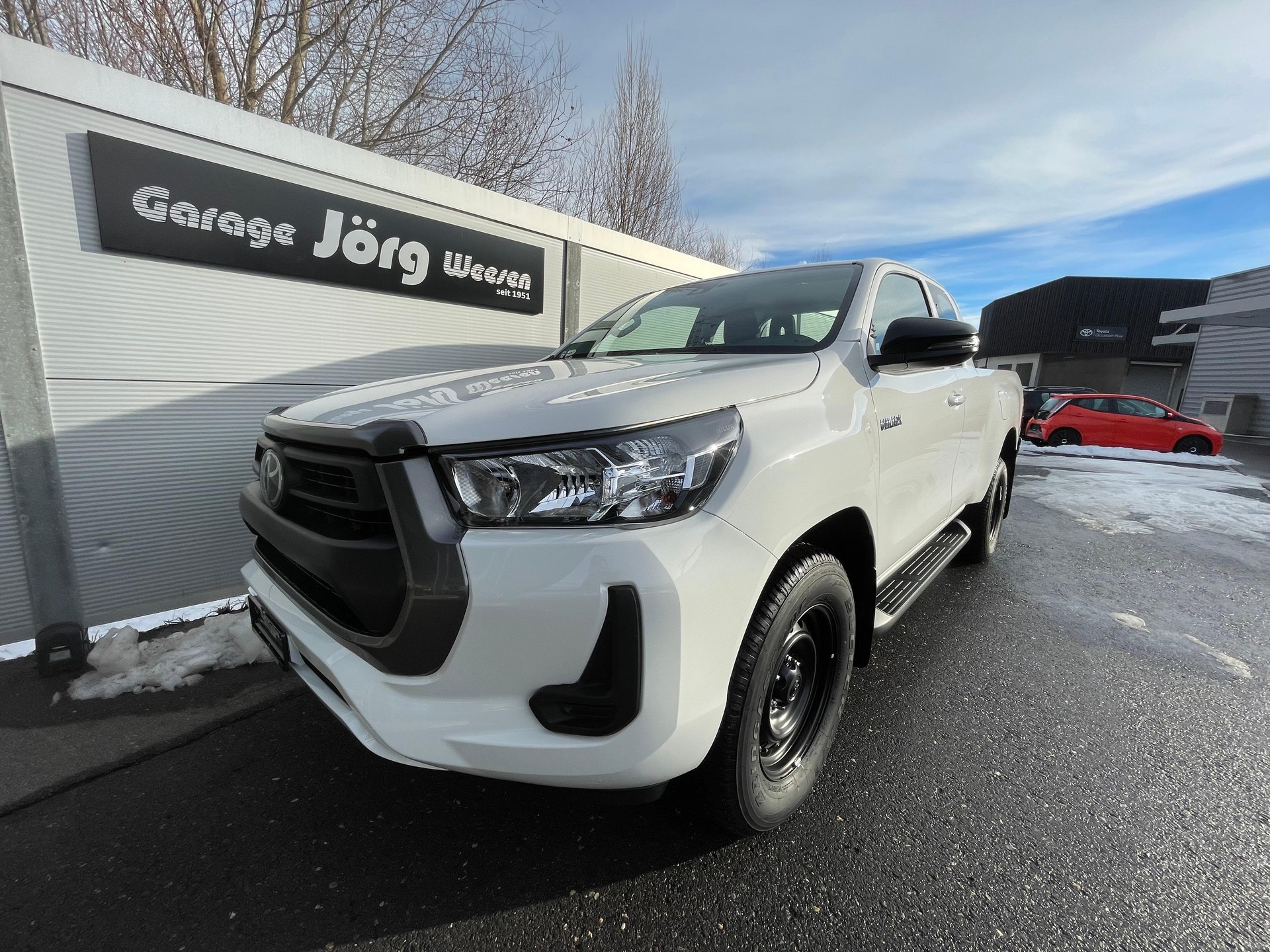 TOYOTA Hilux Extra Cab.-Pick-up 2.8 D-4D 204 Comfort-image-0