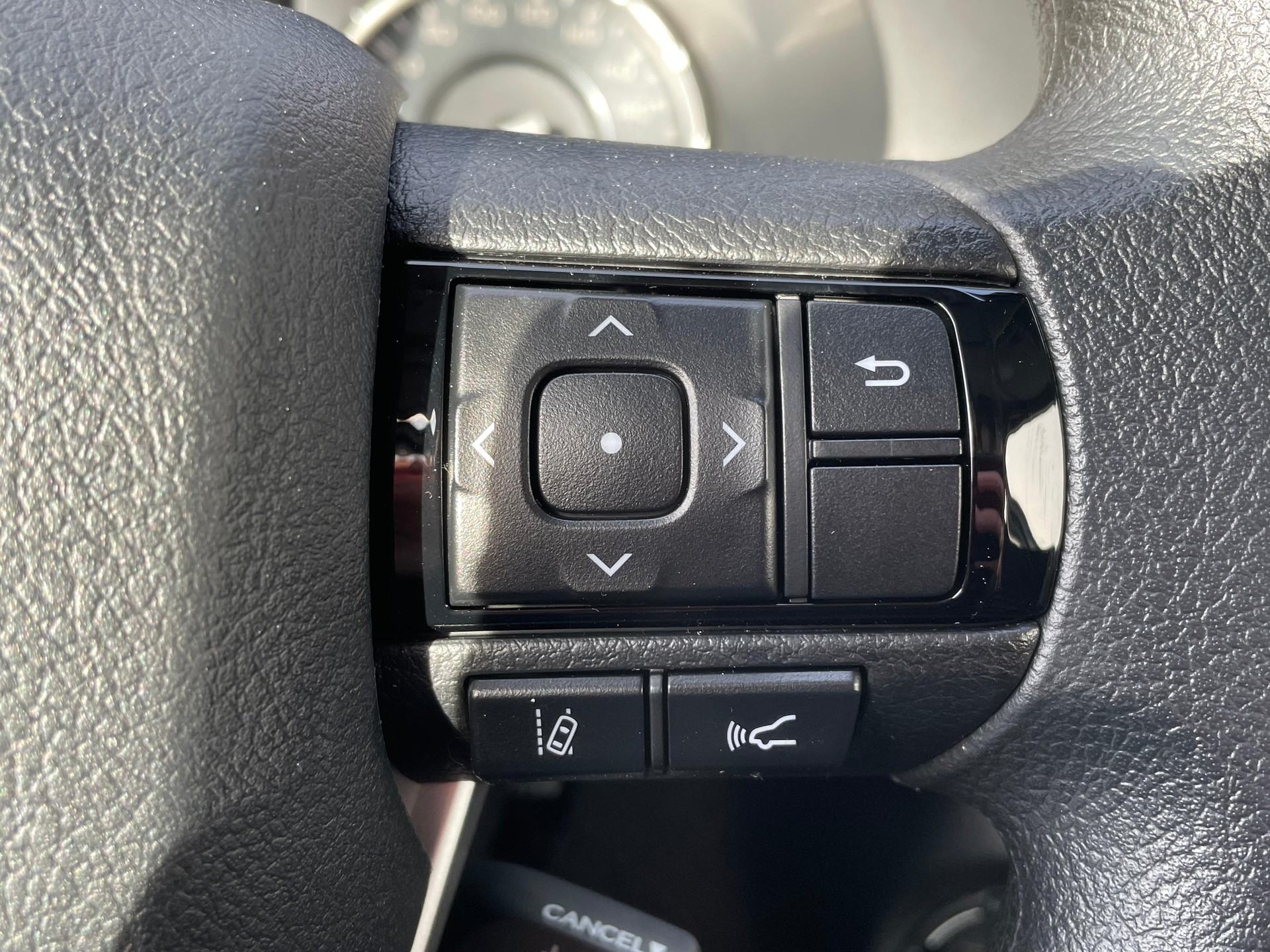 TOYOTA Hilux Extra Cab.-Pick-up 2.8 D-4D 204 Comfort-image-12