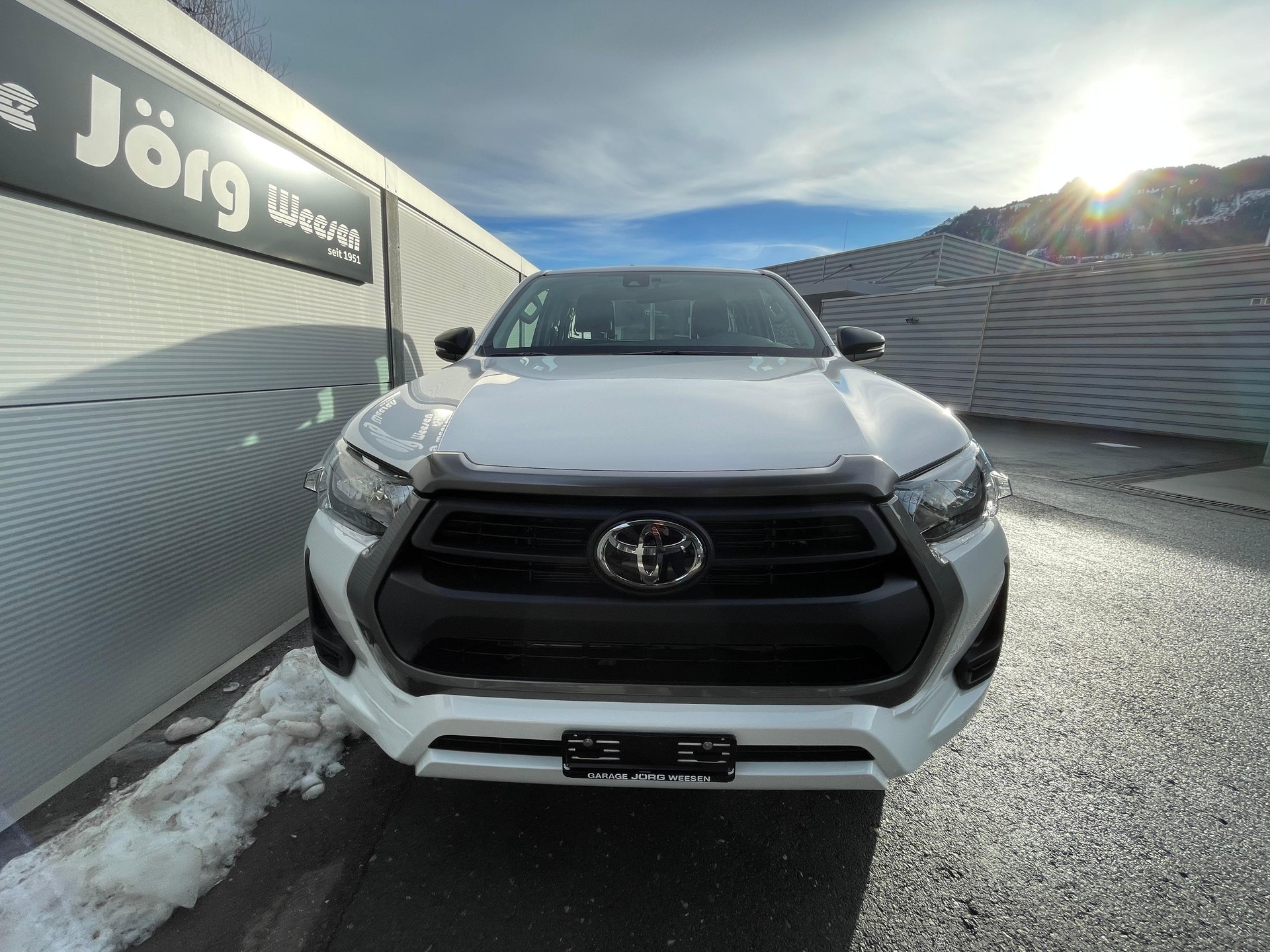 TOYOTA Hilux Extra Cab.-Pick-up 2.8 D-4D 204 Comfort-image-1
