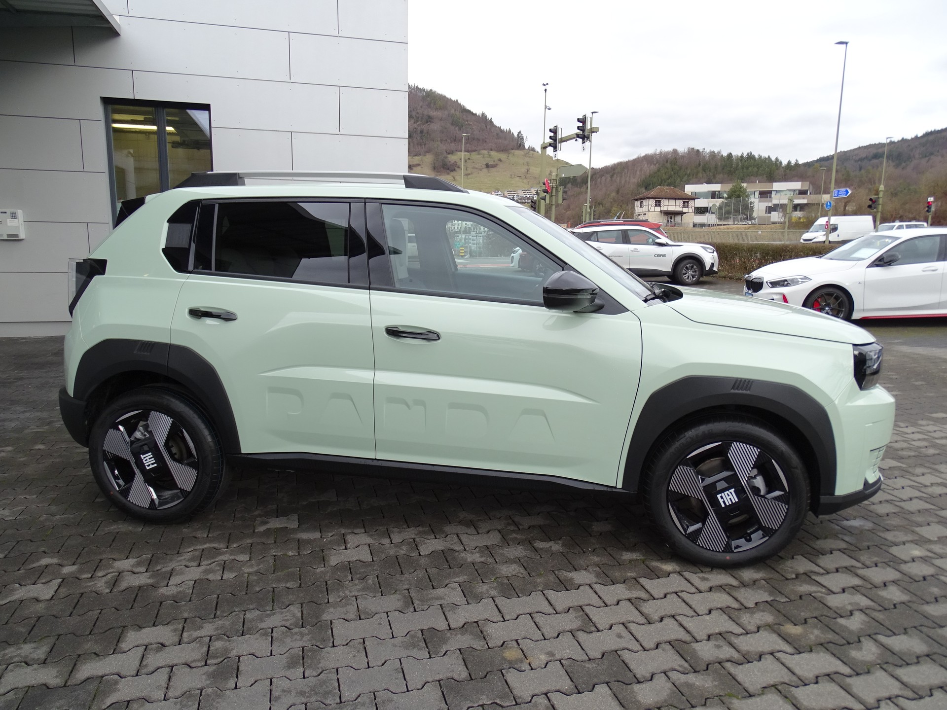 FIAT Grande Panda MHEV La Prima-showroom-element-3