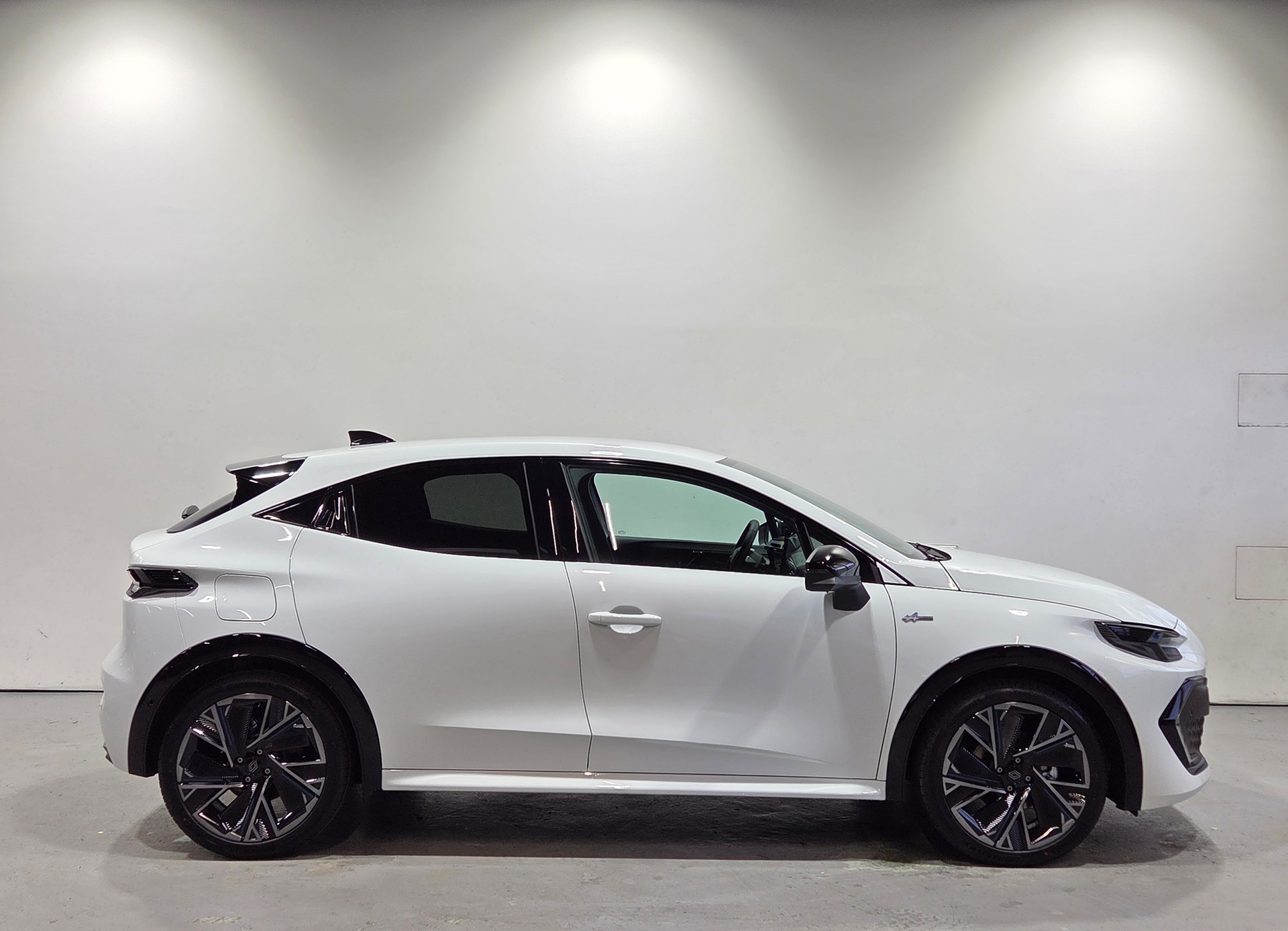 RENAULT CLIO E-TECH FULL HYBRID esprit Alpine full hybrid E-Tech 160-image-1
