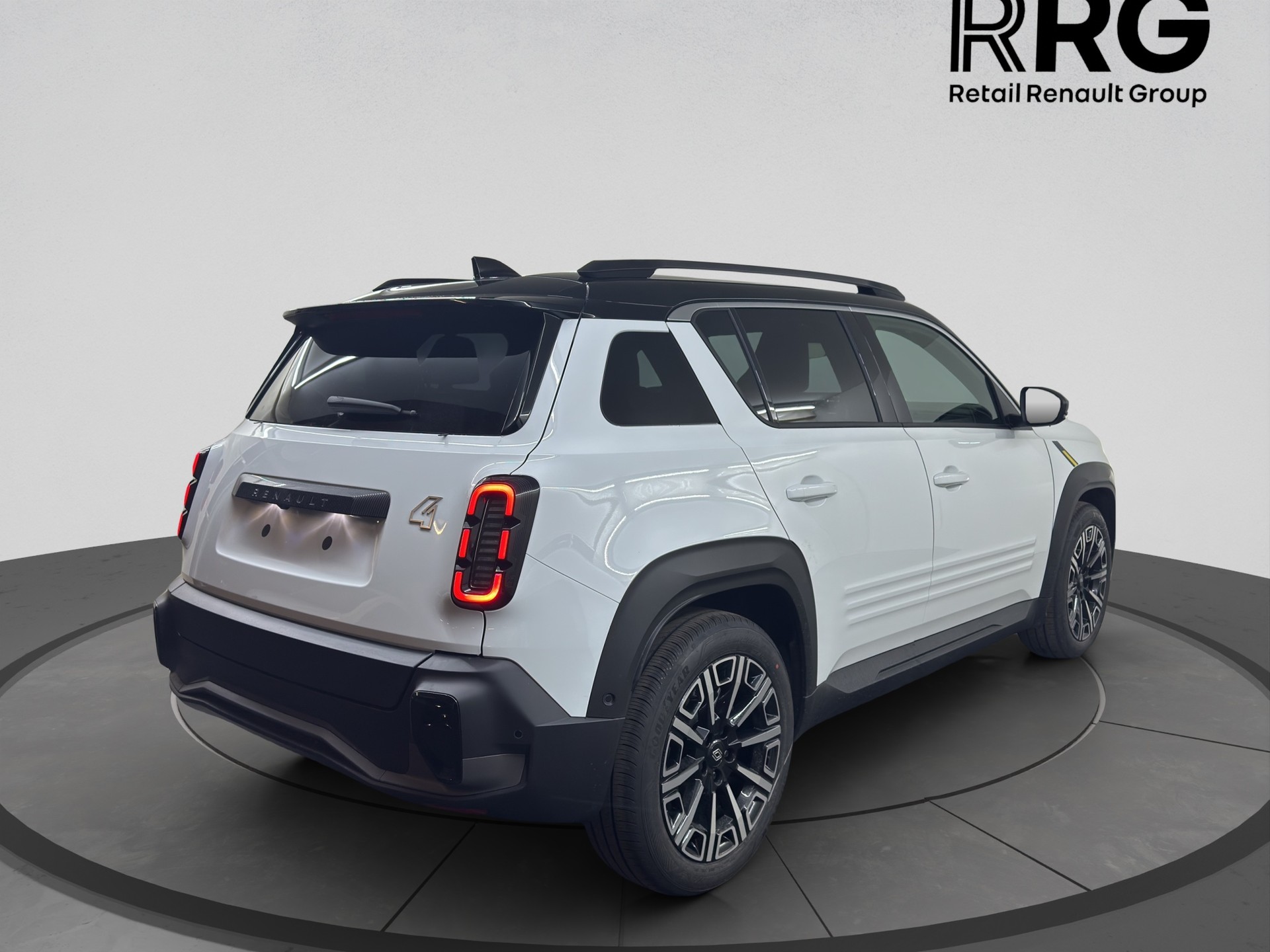 RENAULT R4 E-Tech Comfort Range 52 kWh Iconic-image-1
