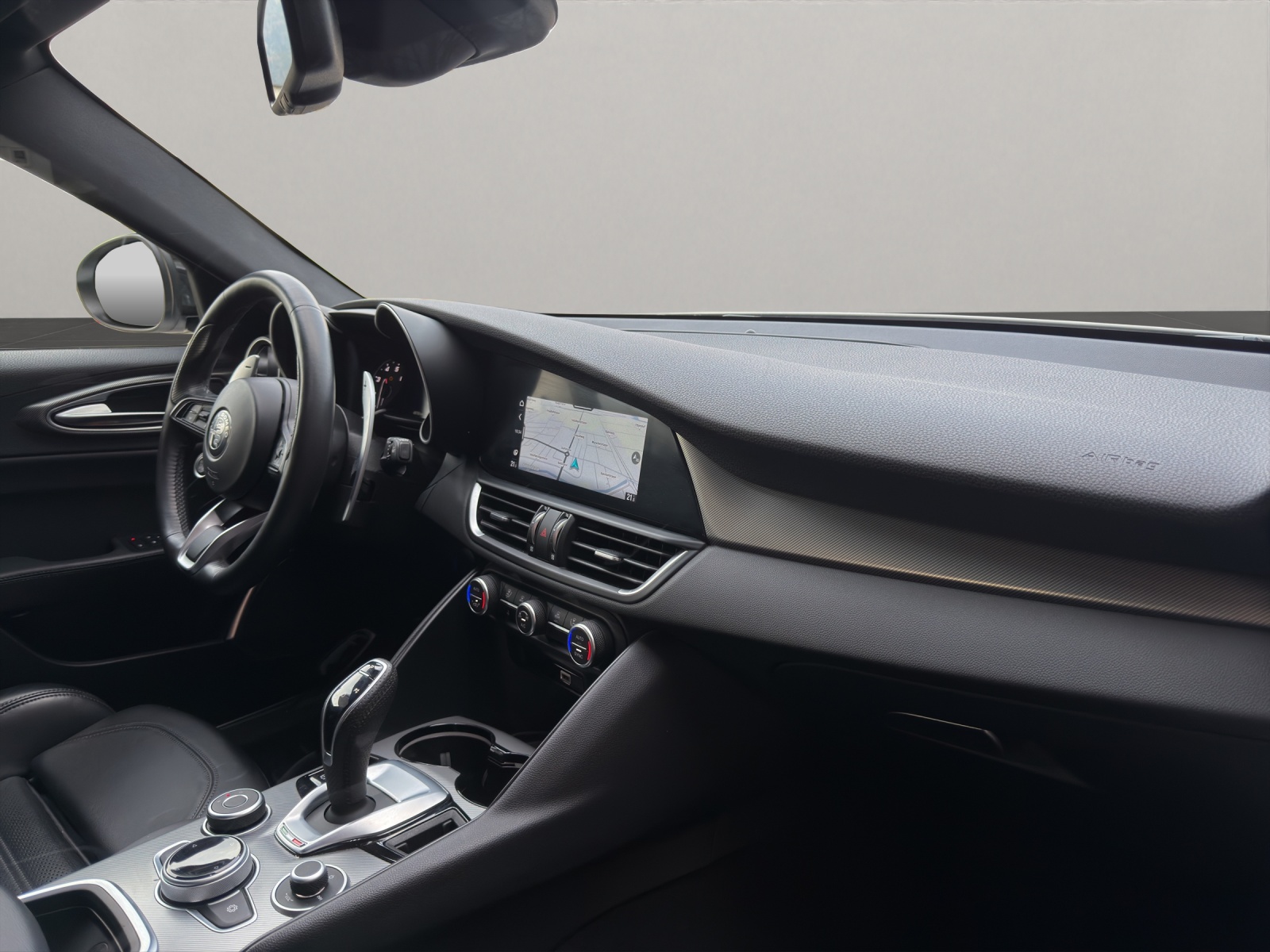 ALFA ROMEO Giulia 2.0 Q4 Veloce-image-8
