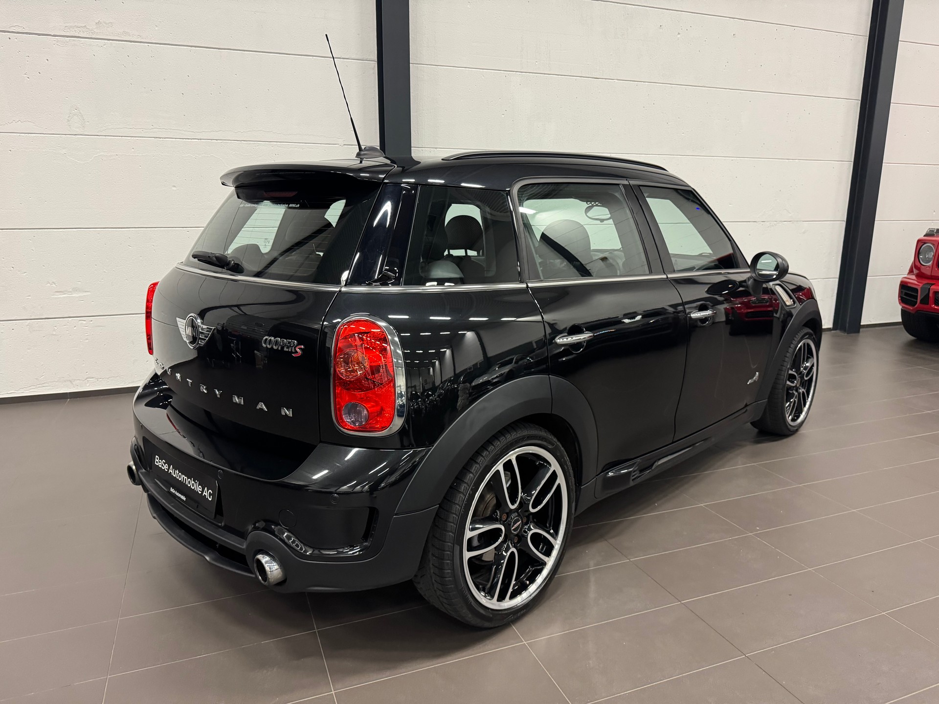 MINI Countryman Cooper S ALL4 Snowhill-image-13