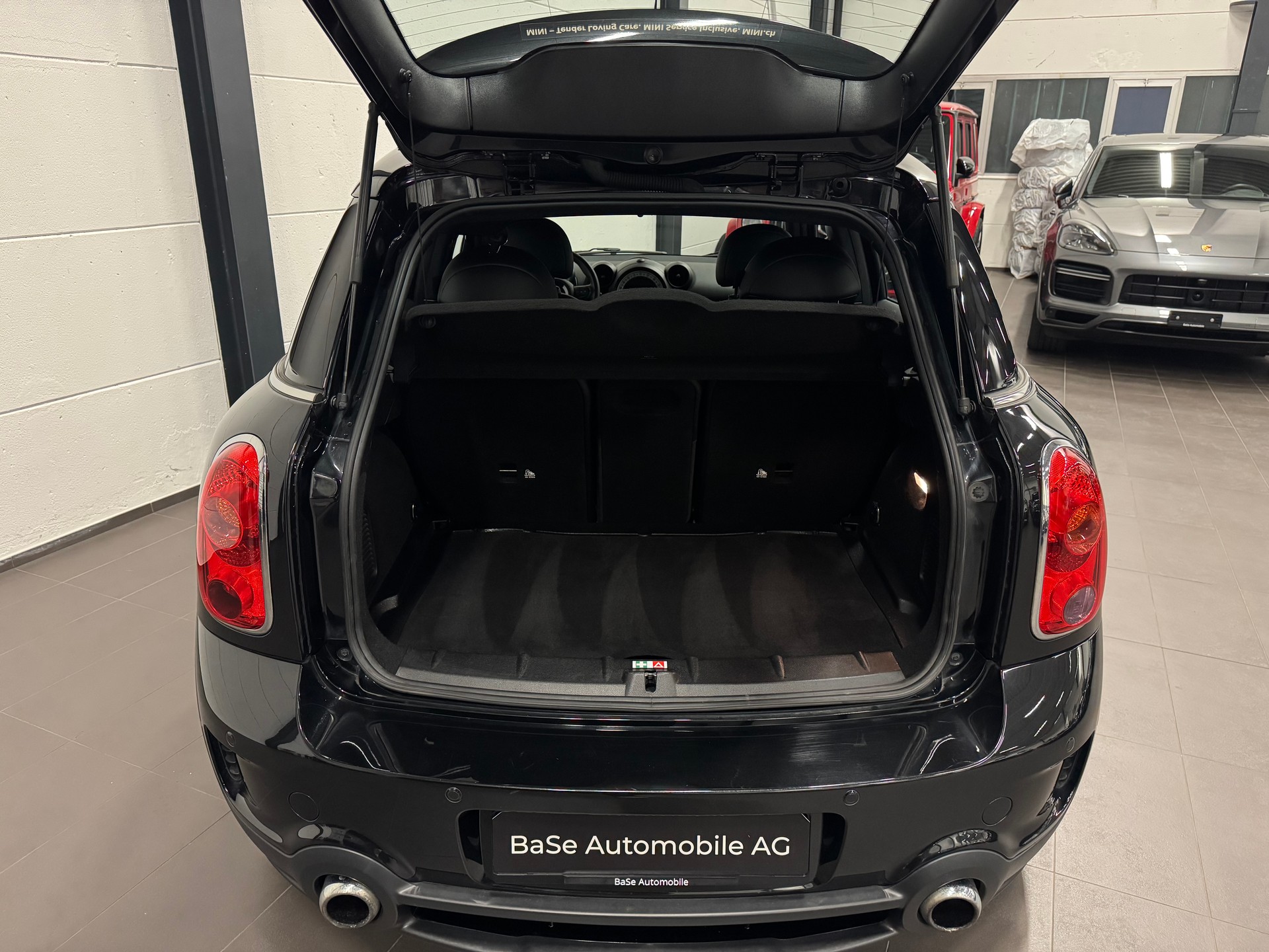 MINI Countryman Cooper S ALL4 Snowhill-image-21