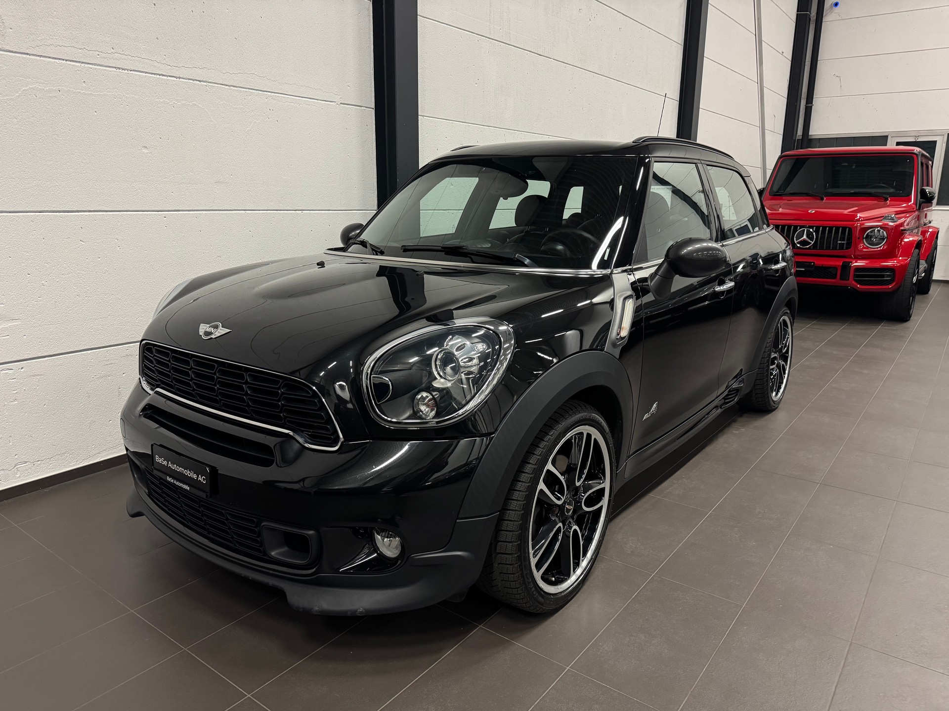 MINI Countryman Cooper S ALL4 Snowhill-image-2