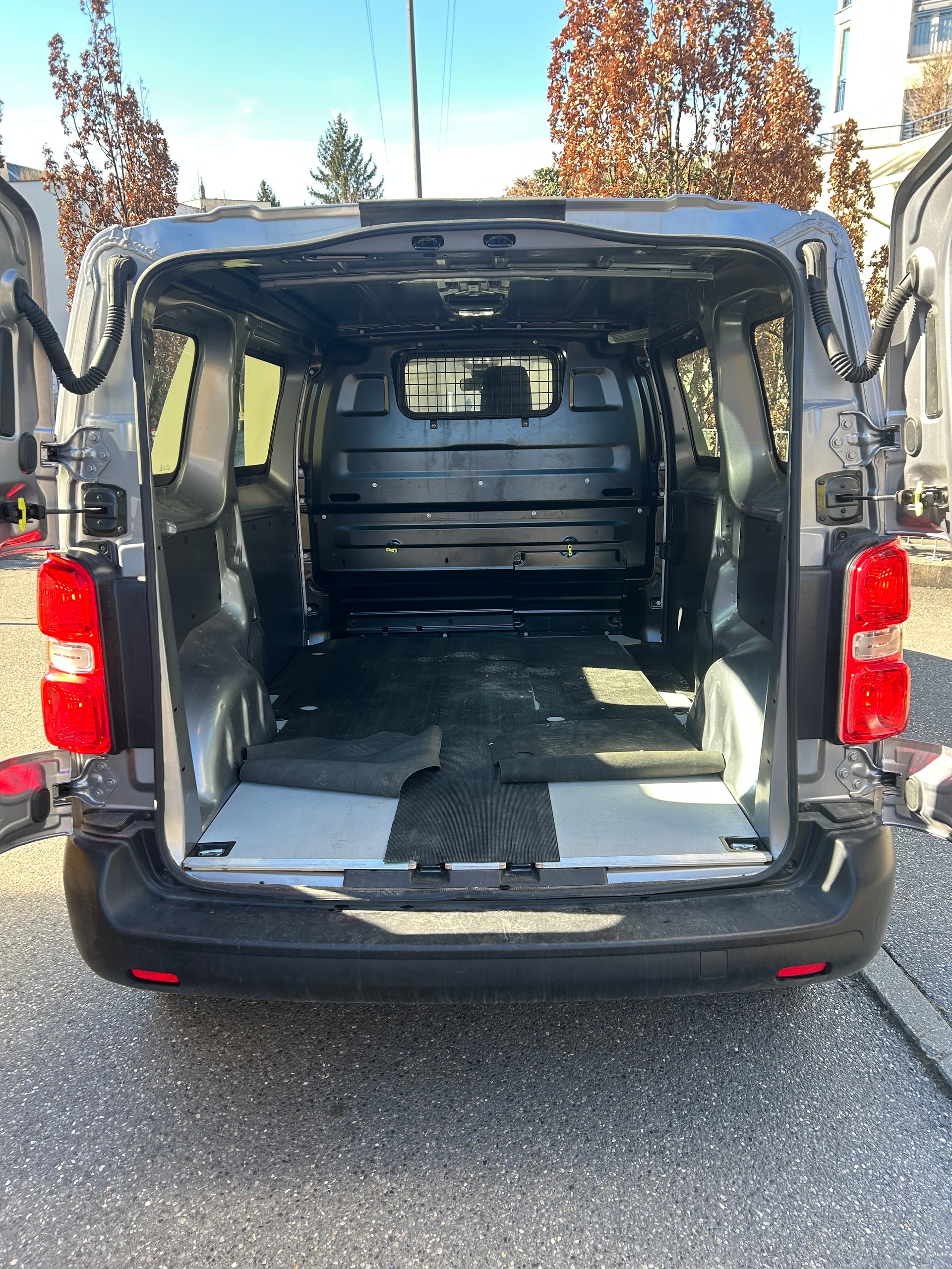 OPEL Vivaro Cargo 2.0 D Enjoy s/s M Aut. EN-image-5