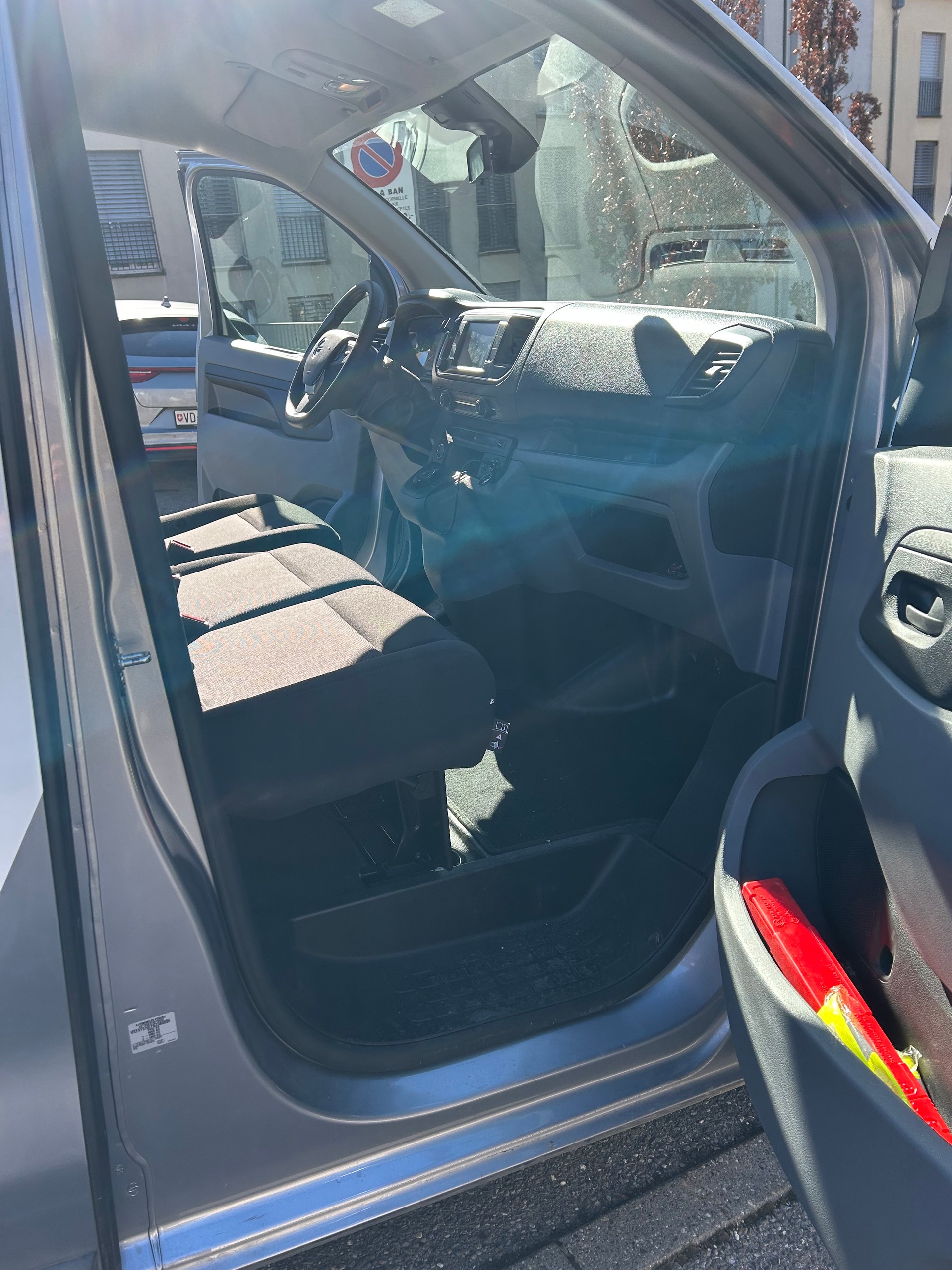 OPEL Vivaro Cargo 2.0 D Enjoy s/s M Aut. EN-image-10