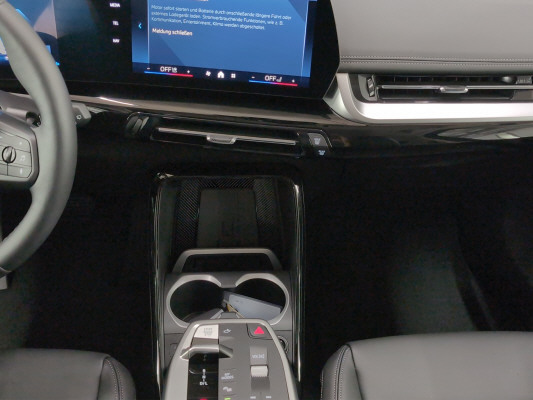 BMW X1 sDrive 18d xLine-image-11