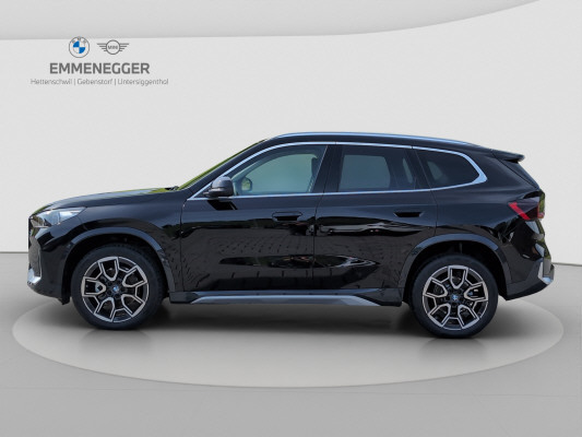 BMW X1 sDrive 18d xLine-image-4