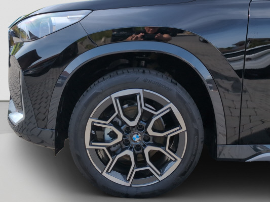 BMW X1 sDrive 18d xLine-image-14