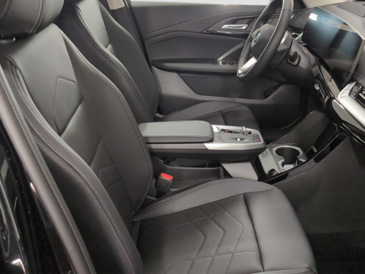BMW X1 sDrive 18d xLine-image-8