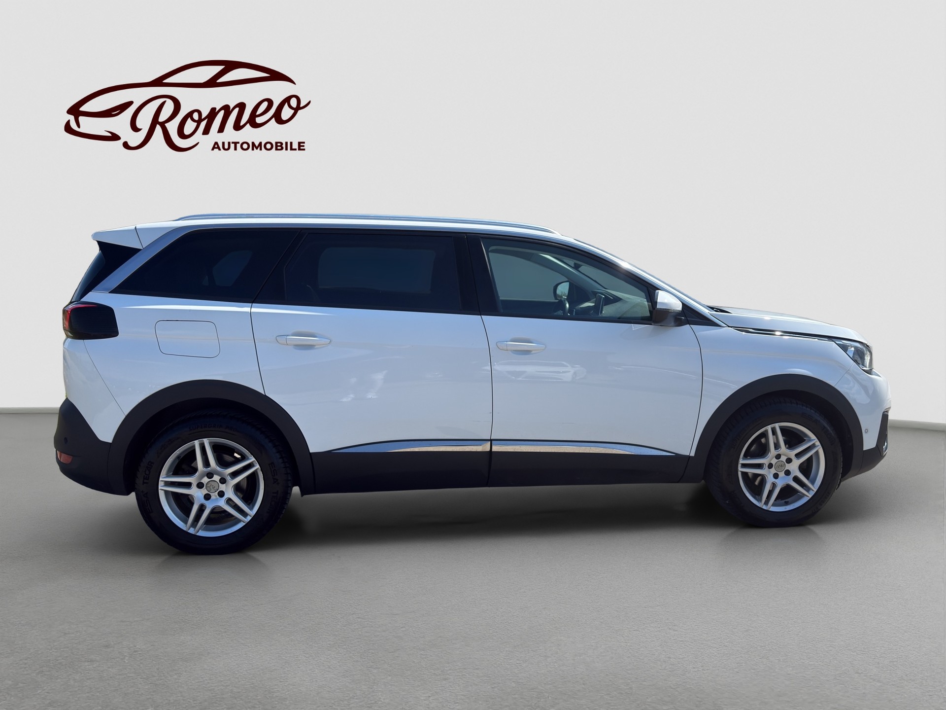 PEUGEOT 5008 1.2 Pure Tech Allure ** Frisch ab MFK ** 7-Plätzer **-image-5