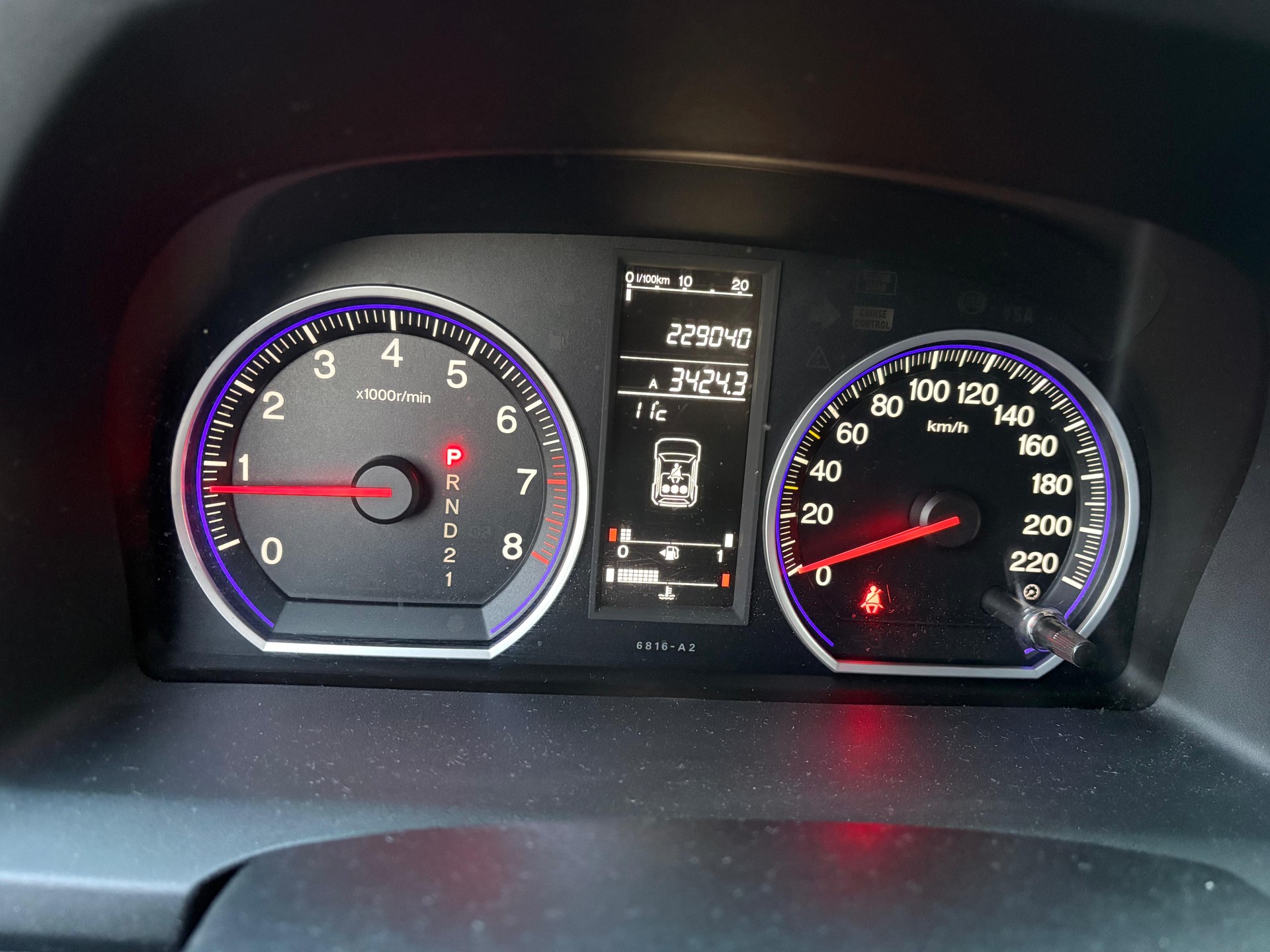 HONDA CR-V 2.0 4WD Comfort-image-13
