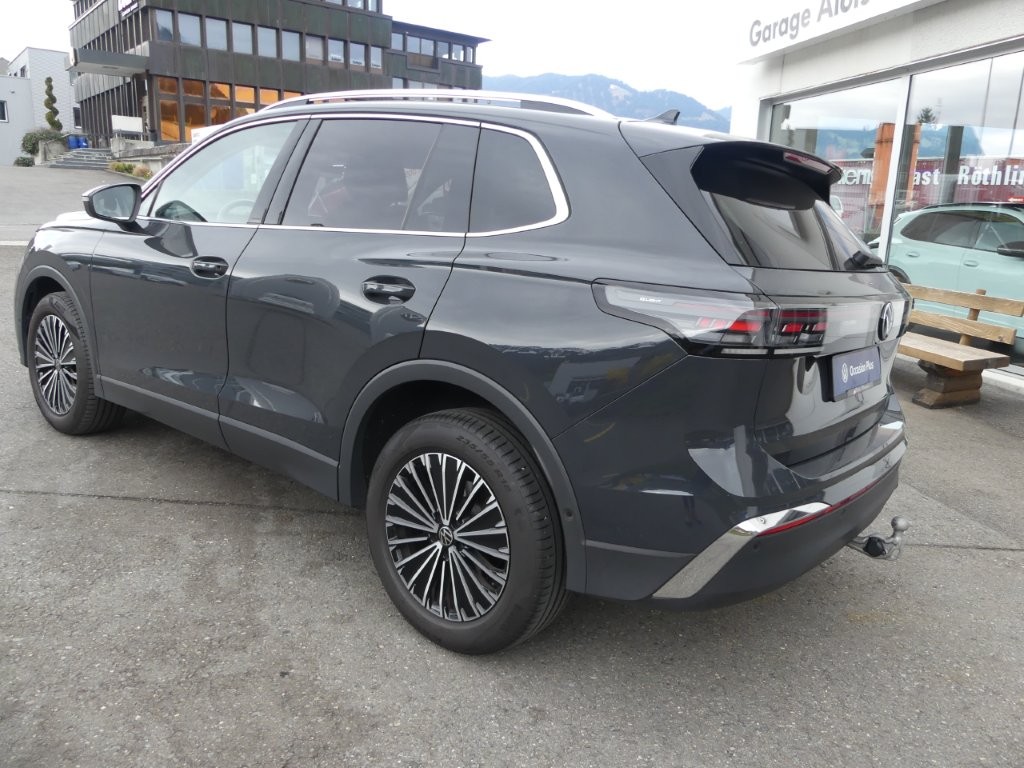 VW Tiguan 2.0 TDI SCR Elegance 4Motion DSG-image-1