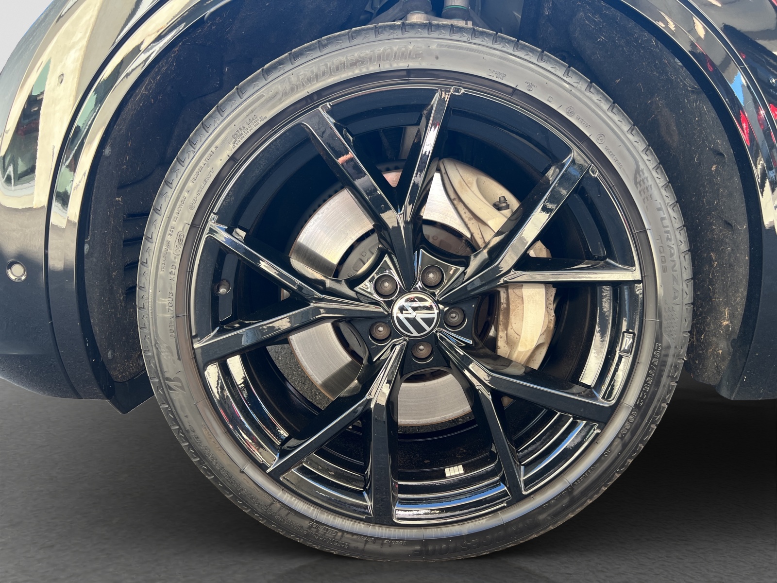 VW Touareg 3.0 TSI eHybrid R Tiptronic-image-4