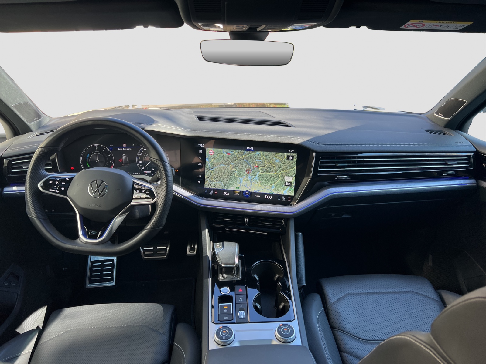 VW Touareg 3.0 TSI eHybrid R Tiptronic-image-8