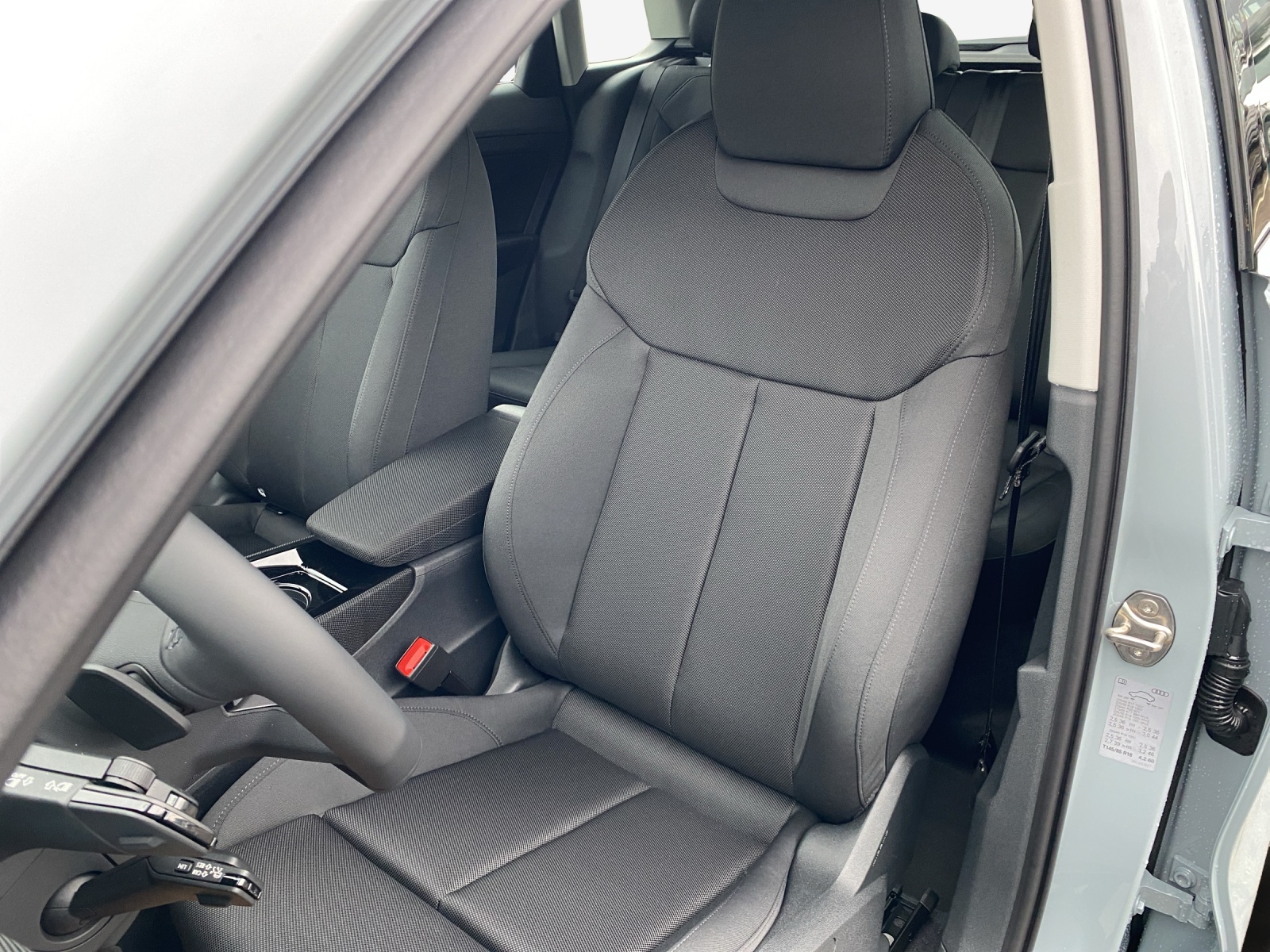 AUDI Q3 SUV 110 kW TFSI S tronic-image-7