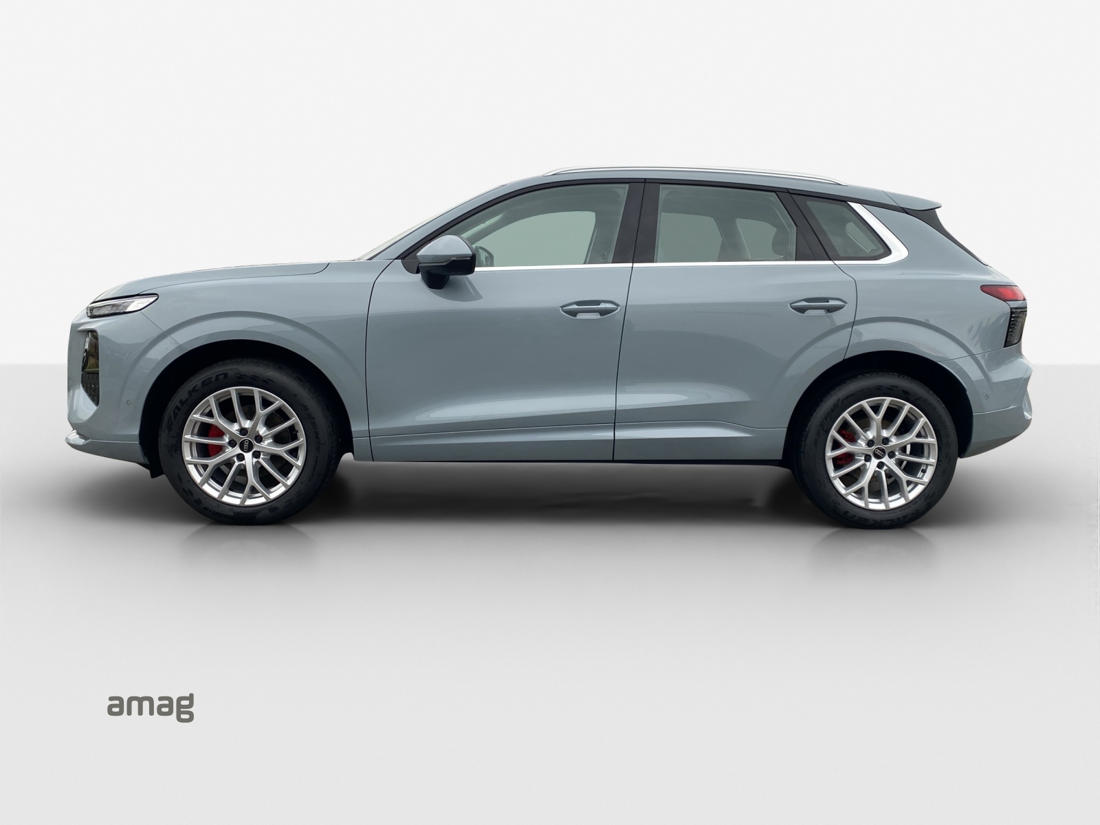 AUDI Q3 SUV 110 kW TFSI S tronic-image-1