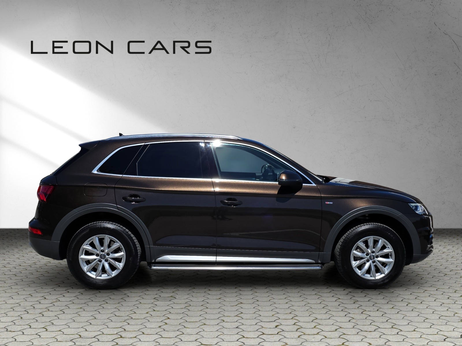 AUDI Q5 40 TDI S-Line Sport Quattro S-tronic-showroom-element-2