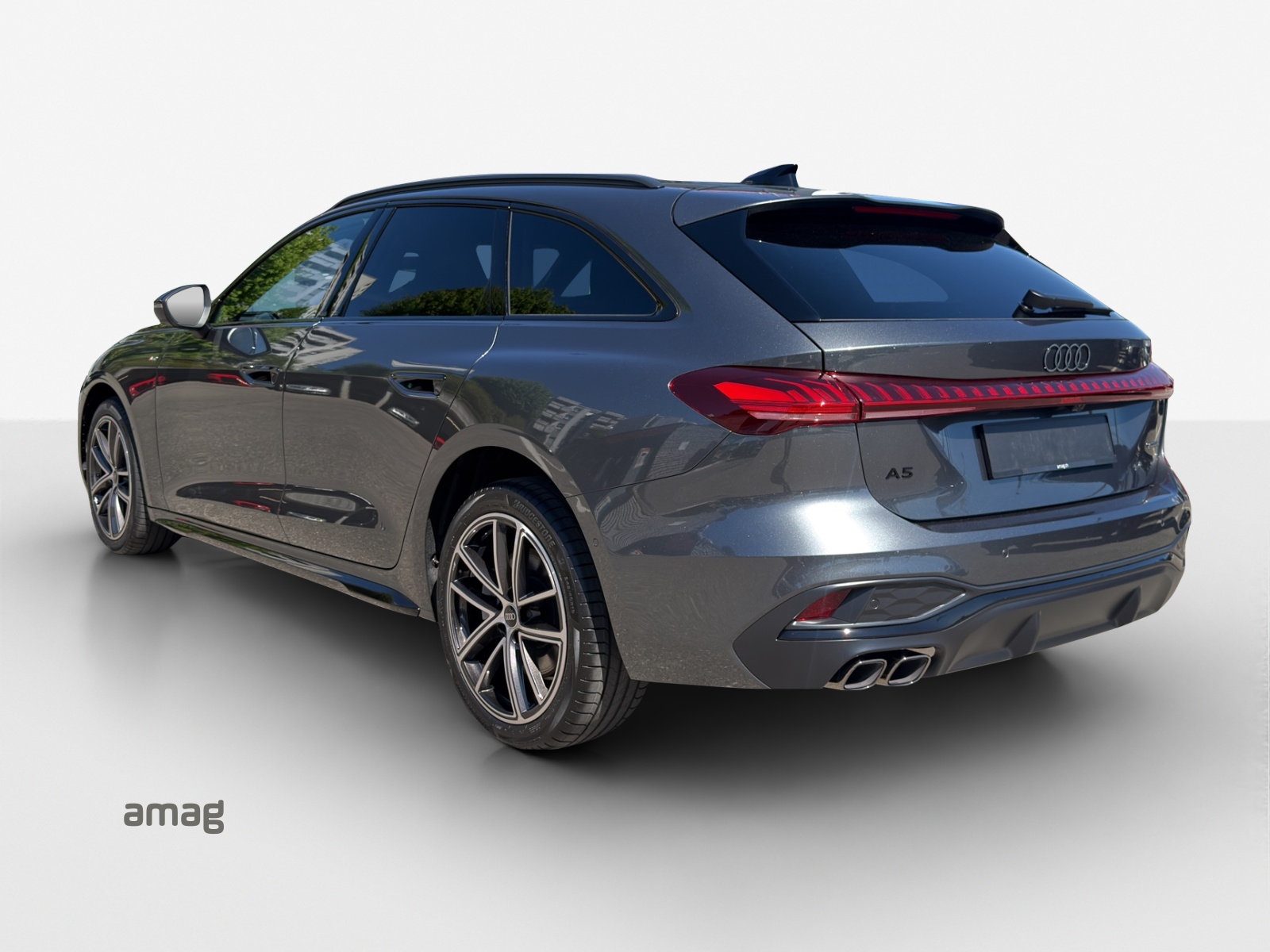 AUDI A5 Avant TDI quattro 150 kW Attraction S tronic-image-3