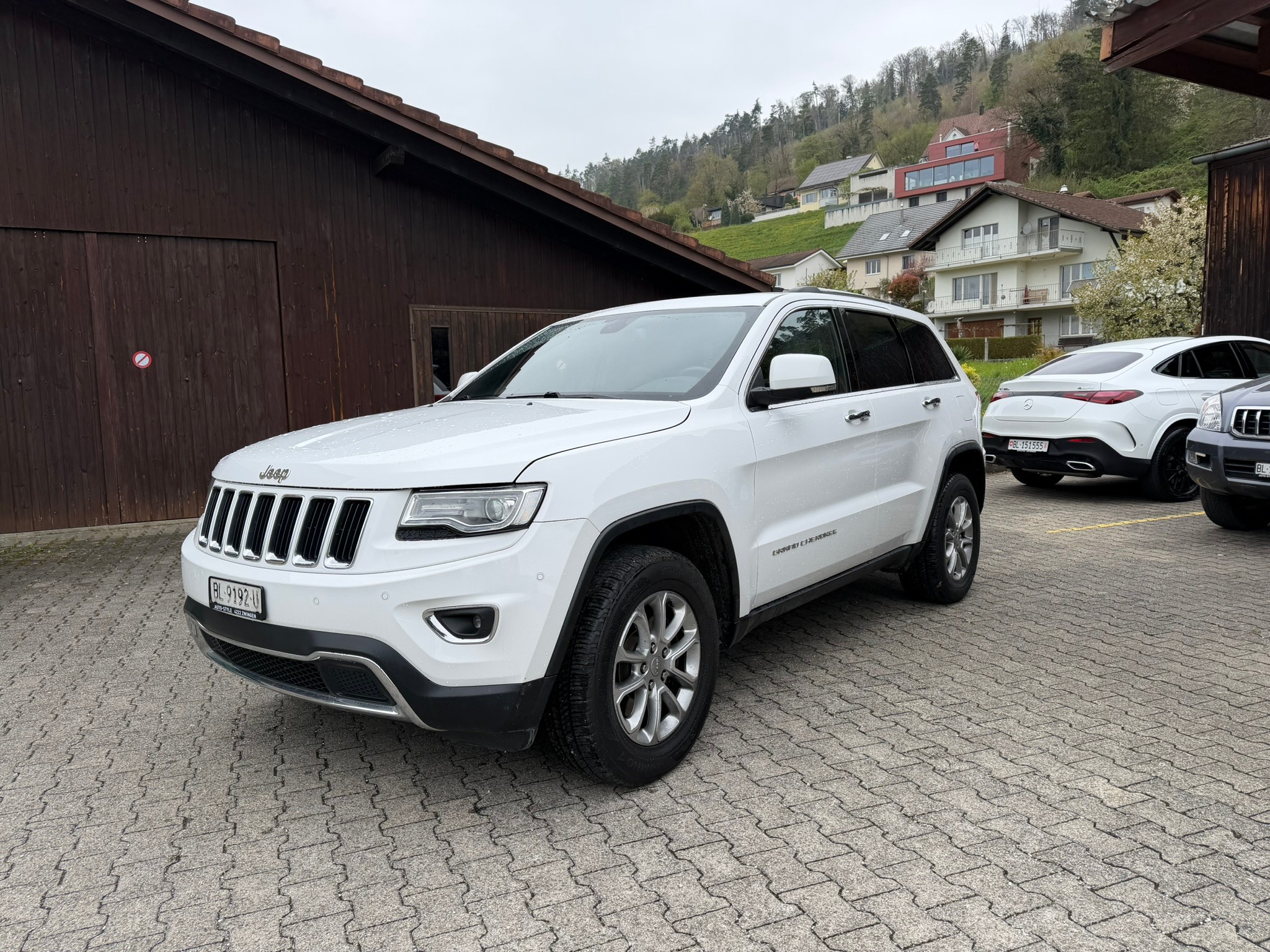 Car photo