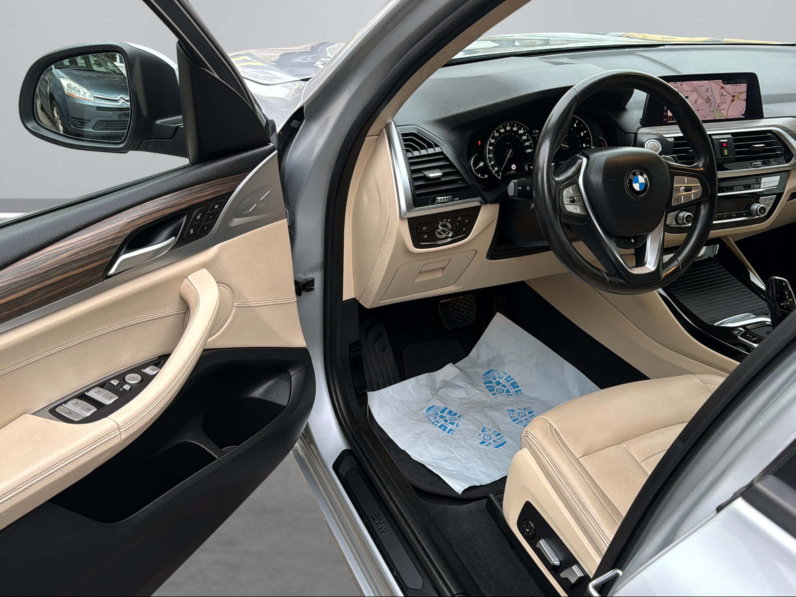 BMW X3 xDrive 20i Individual Luxury Line Steptronic-image-10