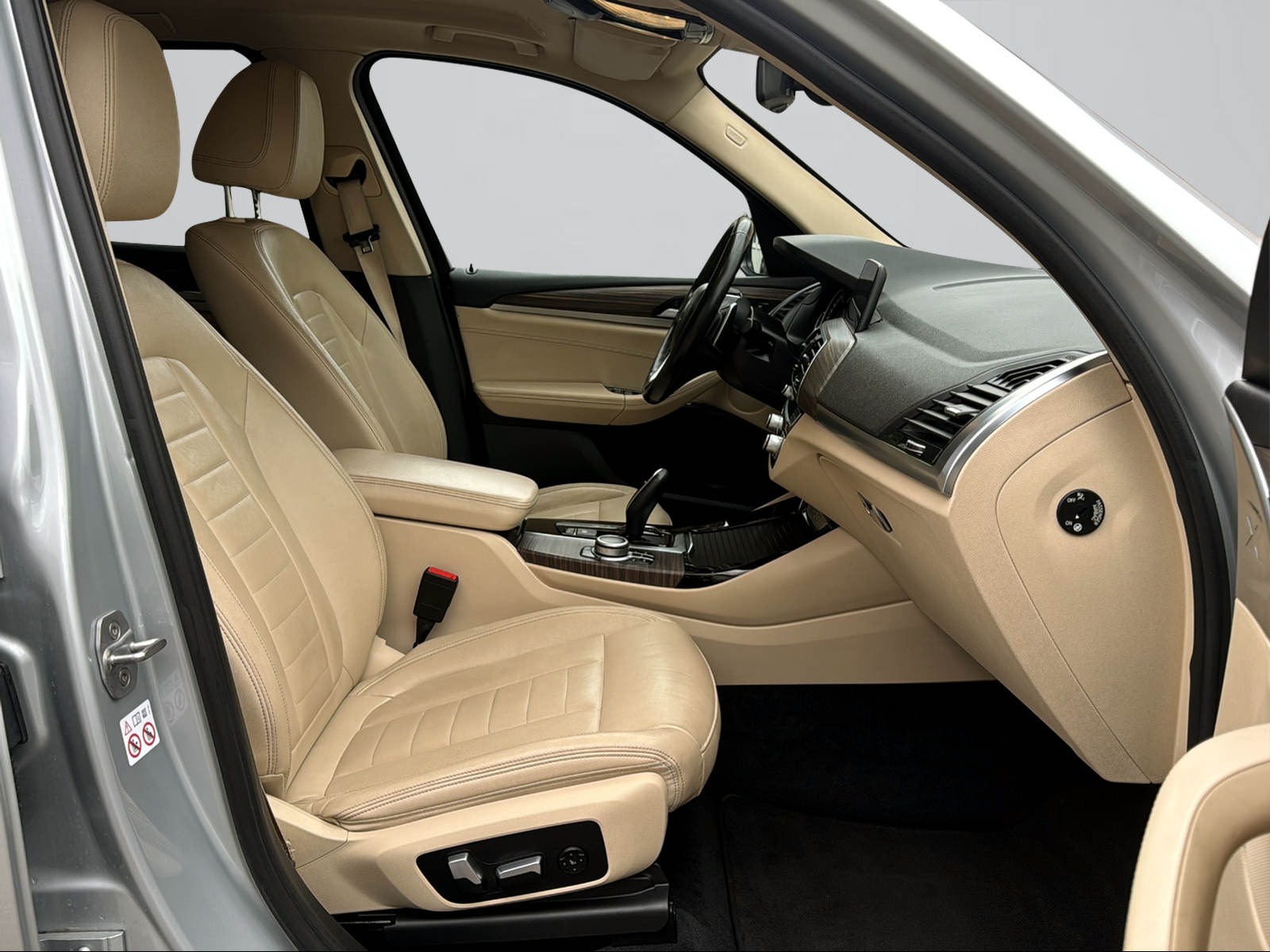 BMW X3 xDrive 20i Individual Luxury Line Steptronic-image-11