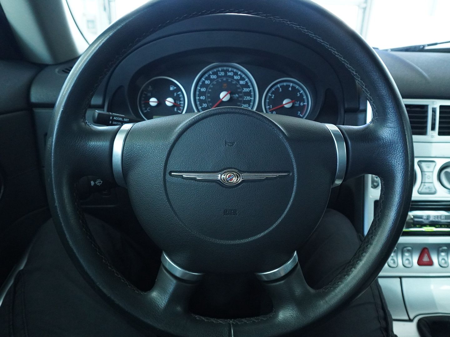 CHRYSLER Crossfire 3.2 V6 (Limited)-image-4