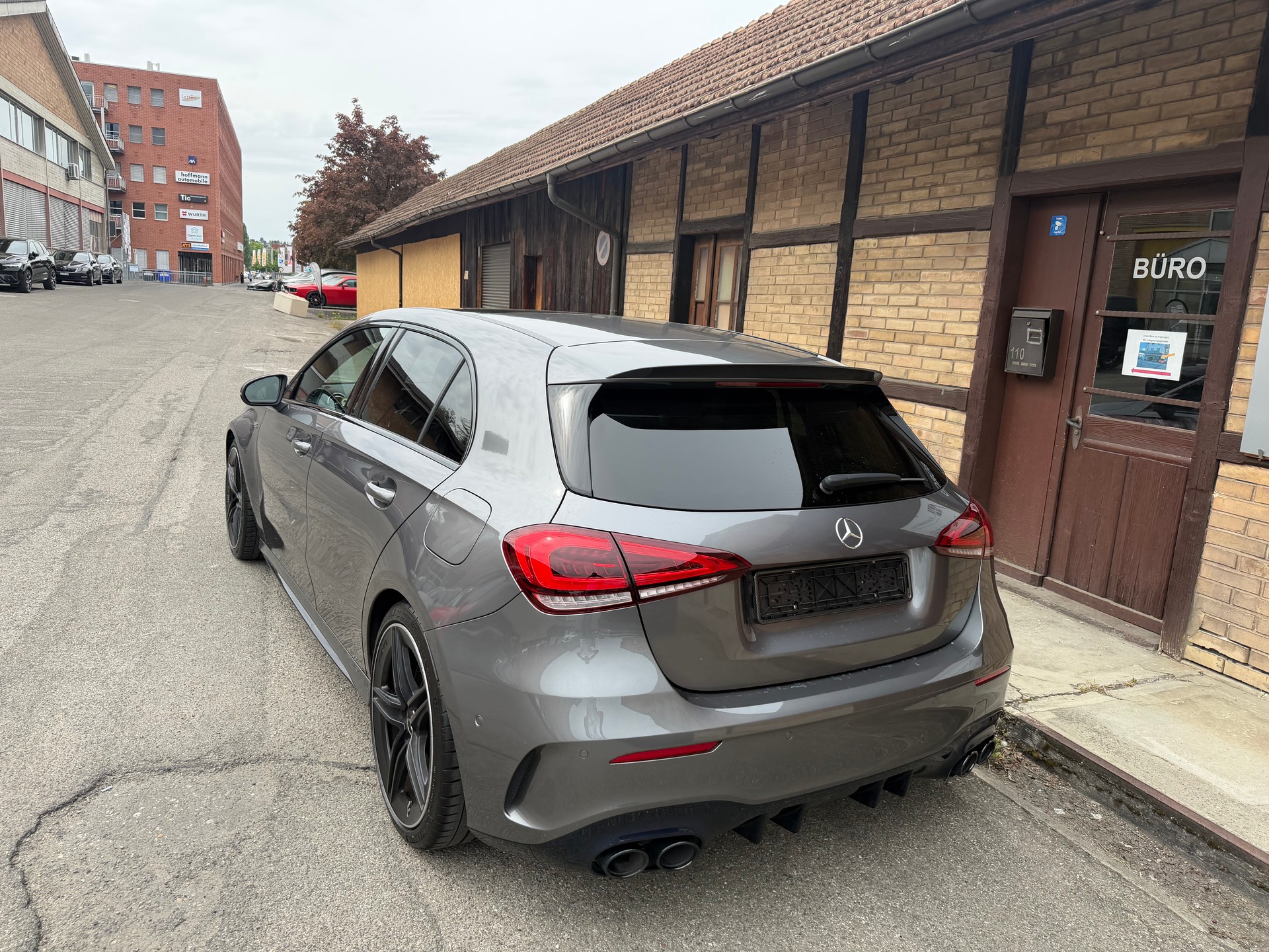 MERCEDES-BENZ A 45 AMG 4Matic+ Speedshift-image-4
