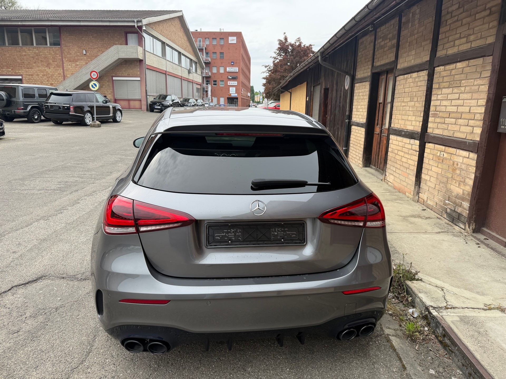 MERCEDES-BENZ A 45 AMG 4Matic+ Speedshift-image-5