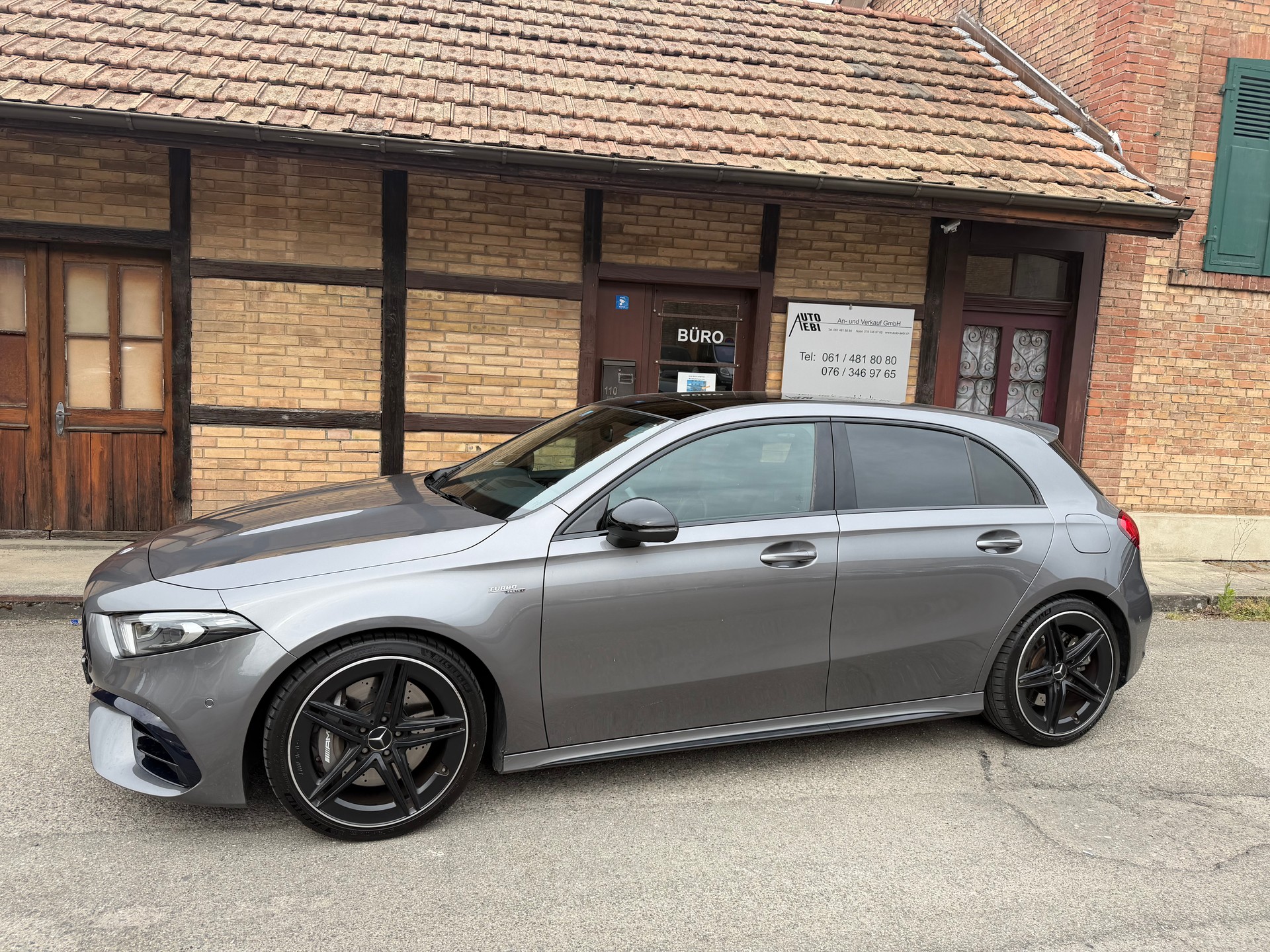 MERCEDES-BENZ A 45 AMG 4Matic+ Speedshift-image-2