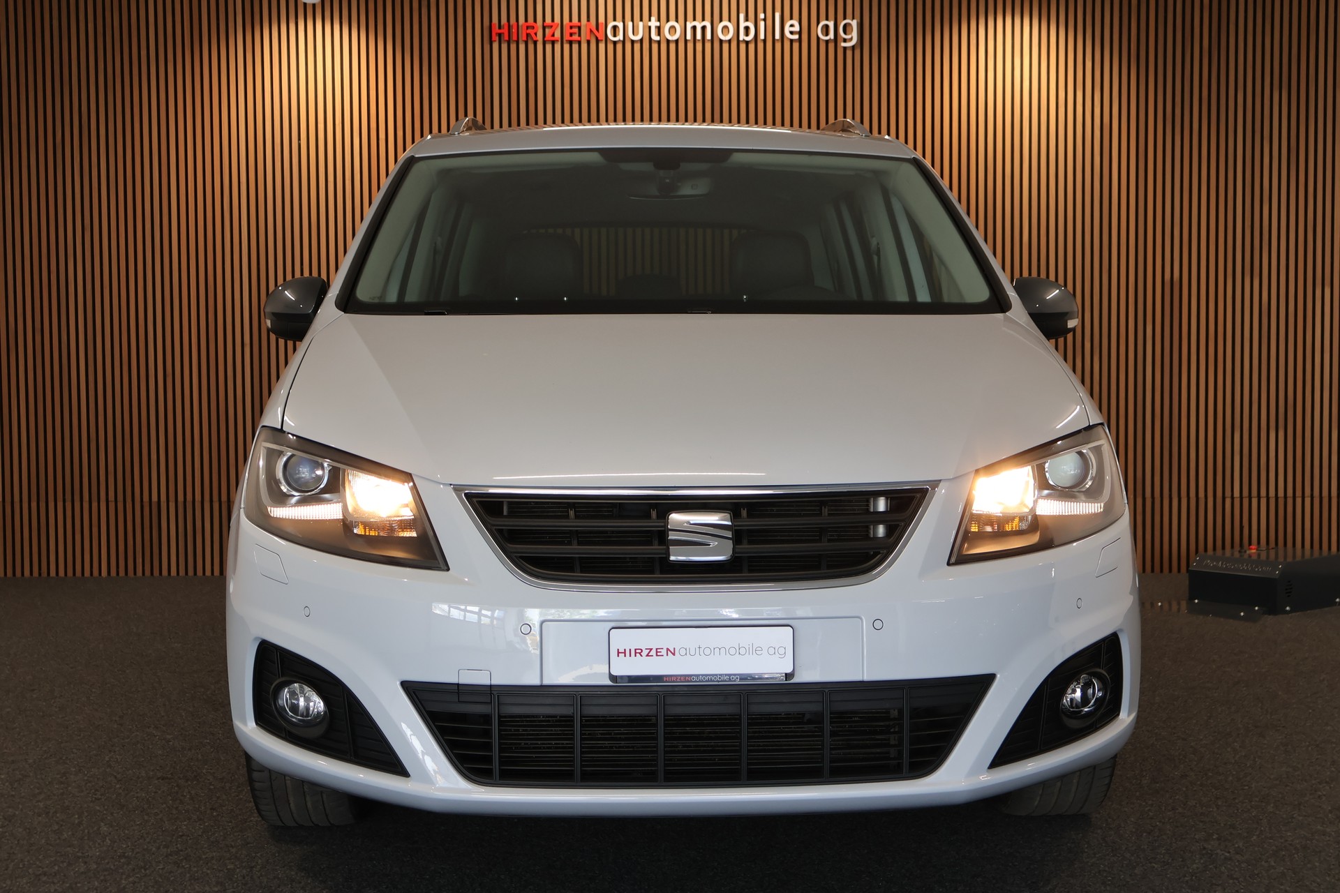 SEAT Alhambra 2.0 TDI FR Line 4Drive 7 Sitze-image-31