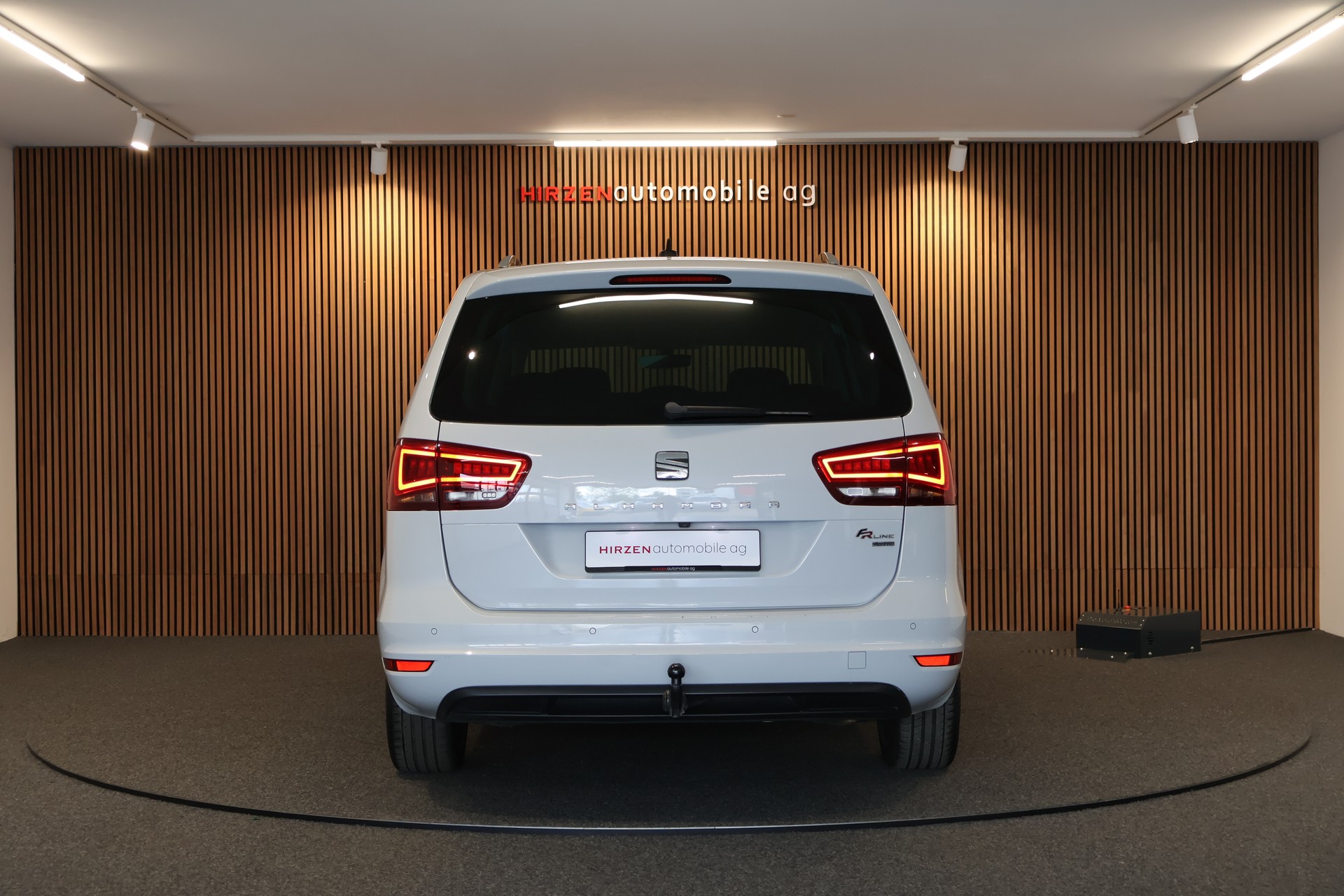 SEAT Alhambra 2.0 TDI FR Line 4Drive 7 Sitze-image-3