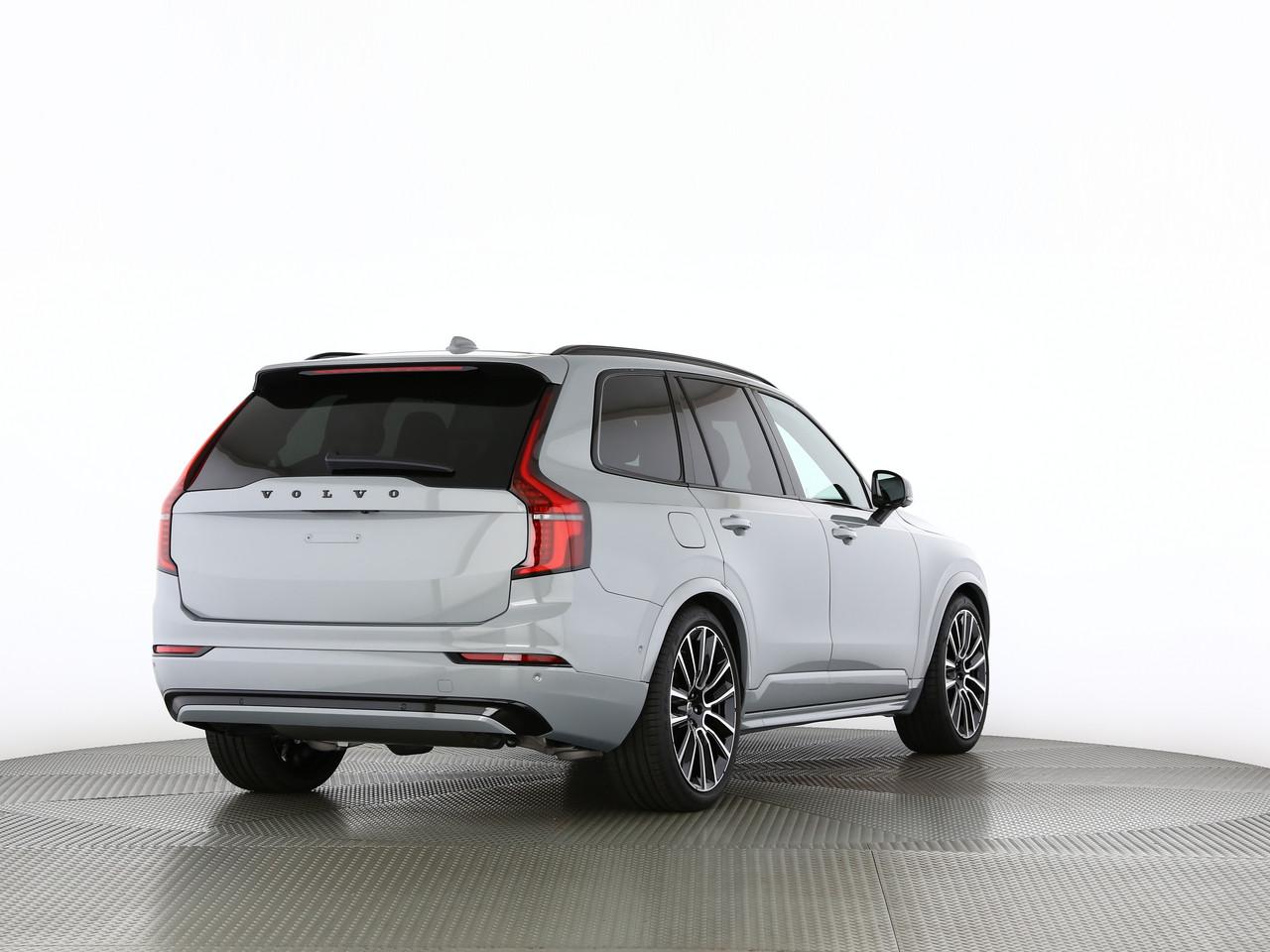 VOLVO XC90 2.0 B5 MH Black Edition AWD-image-1