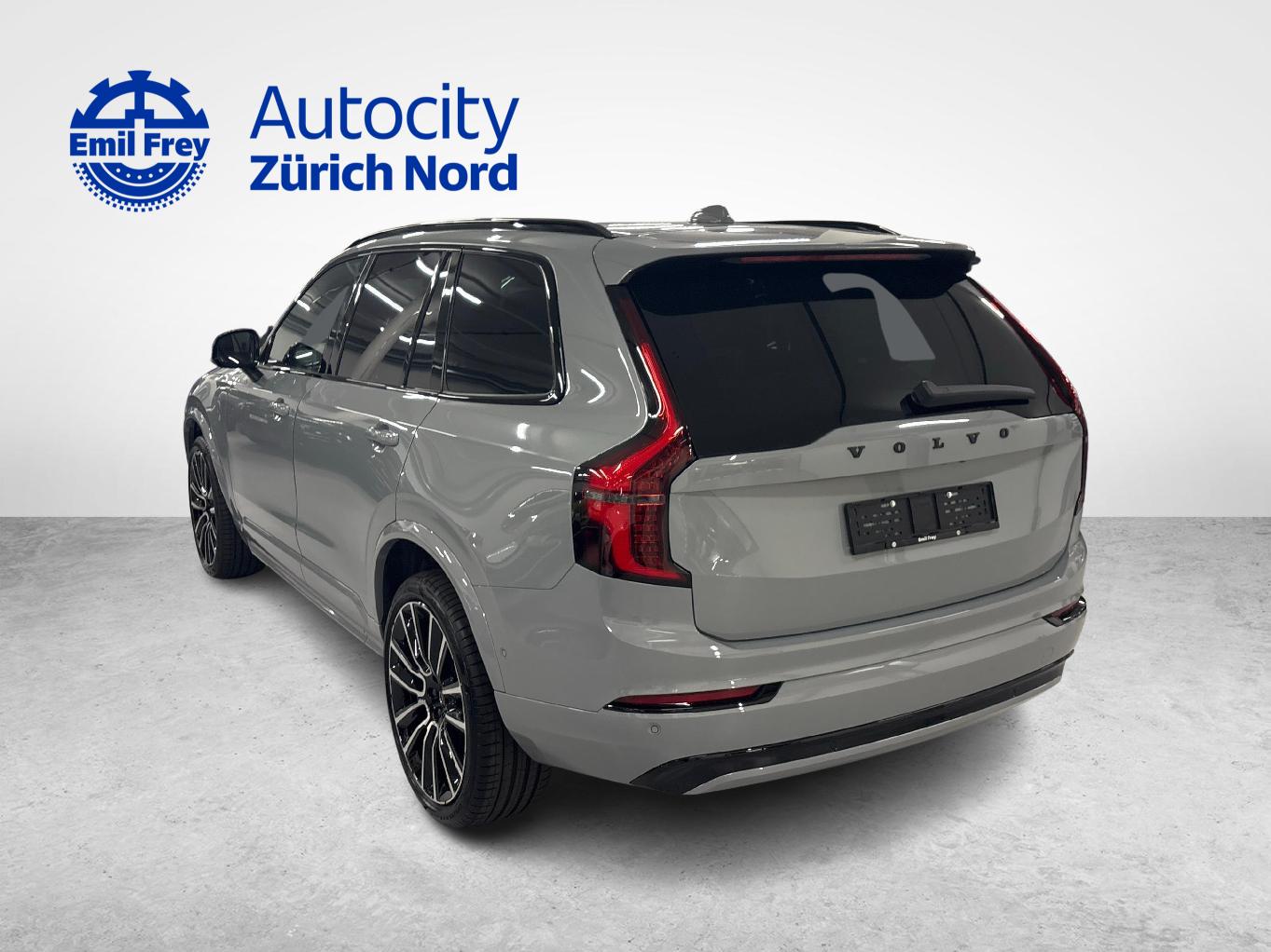 VOLVO XC90 2.0 B5 MH Black Edition AWD-image-24