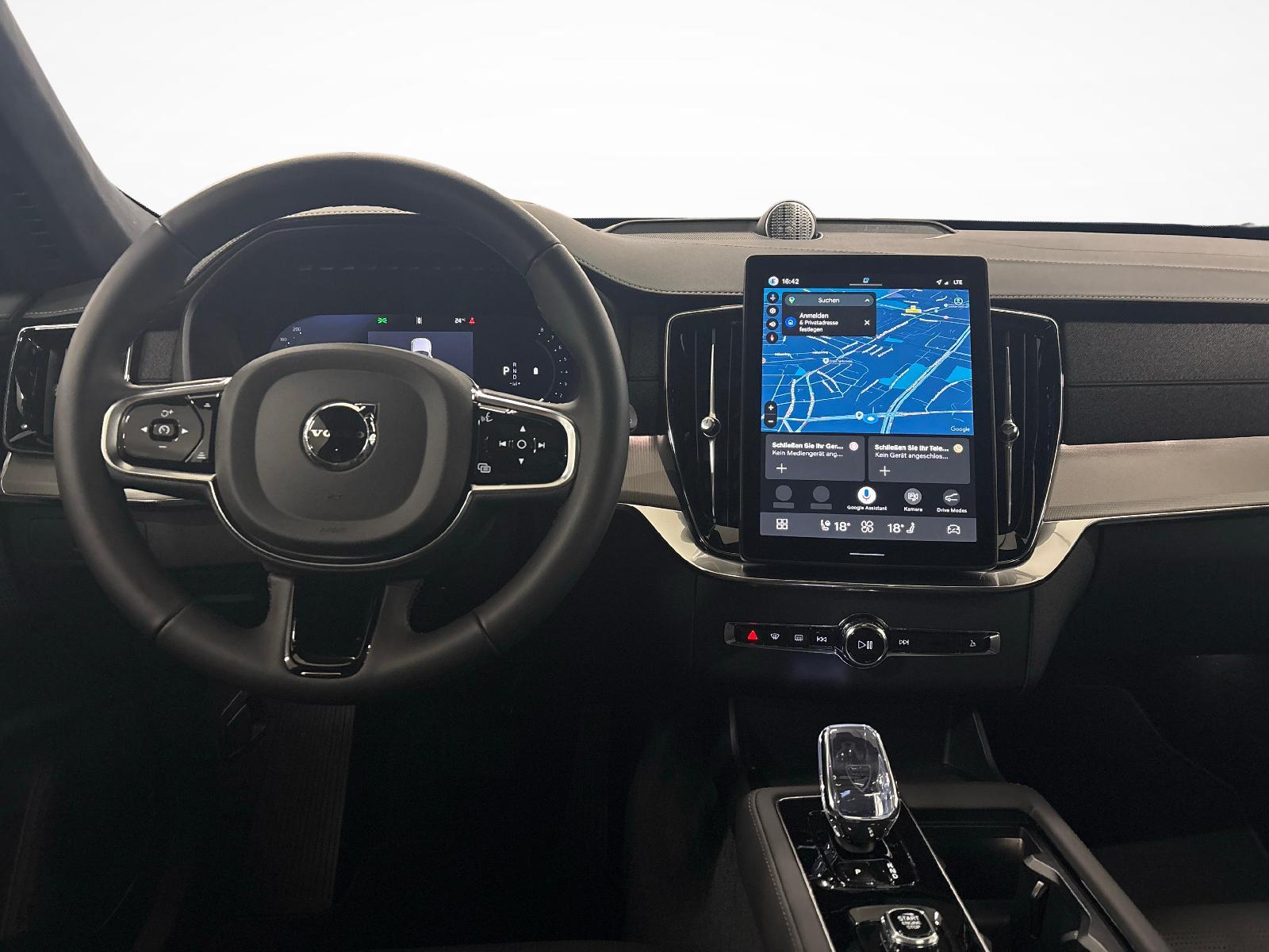 VOLVO XC90 2.0 B5 MH Black Edition AWD-image-30