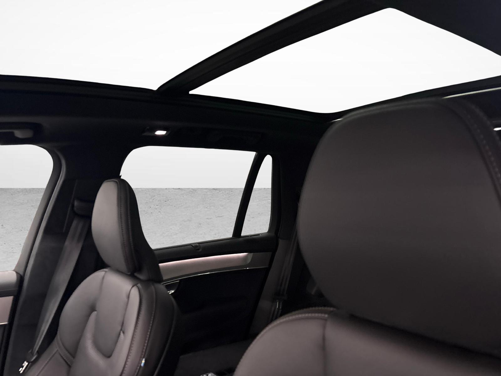 VOLVO XC90 2.0 B5 MH Black Edition AWD-image-35