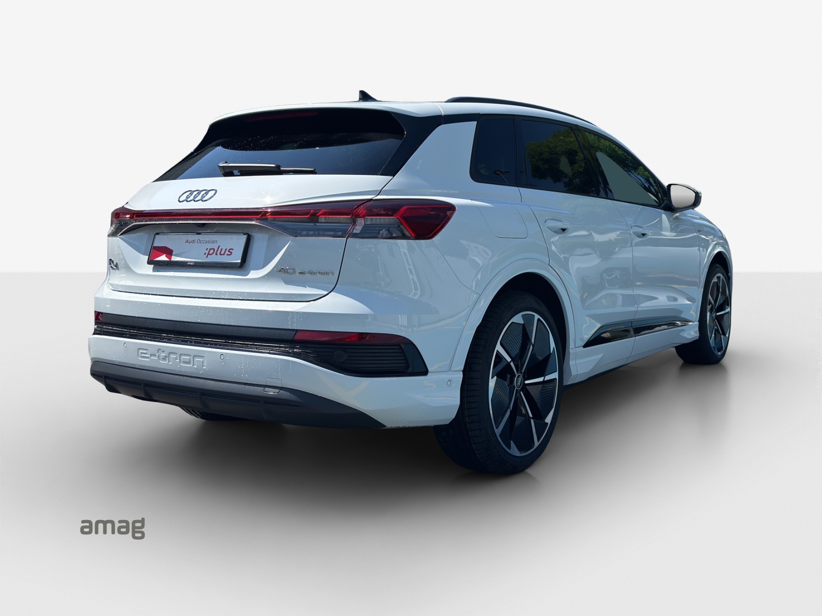 AUDI Q4 e-tron 40-image-4