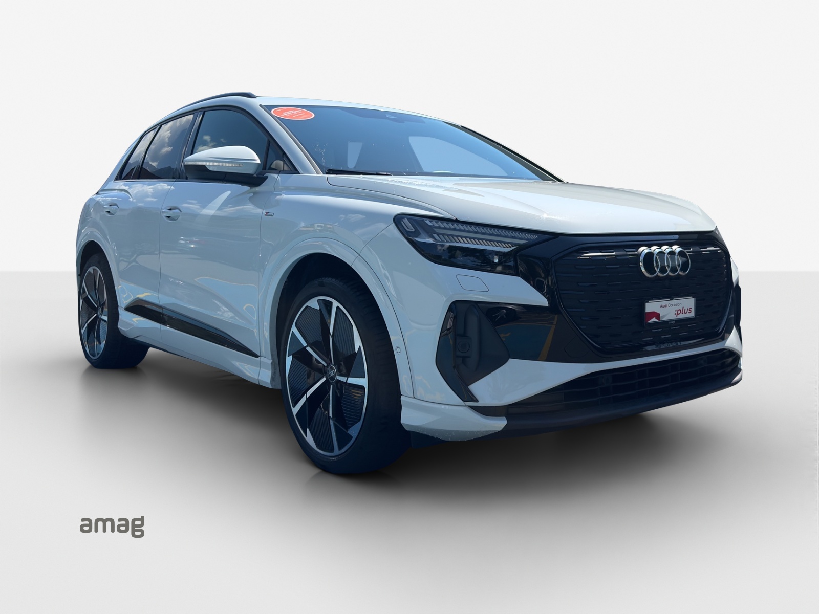 AUDI Q4 e-tron 40-image-5