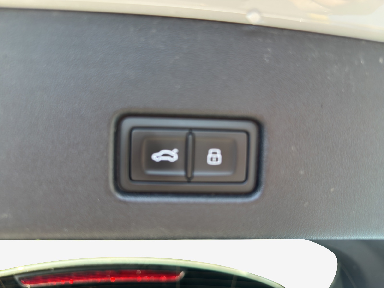 AUDI Q4 e-tron 40-image-13