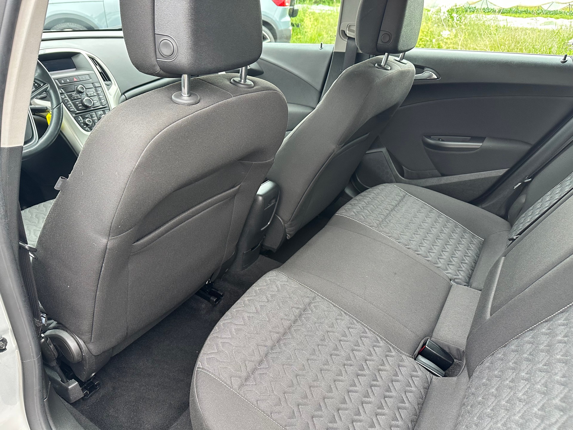 OPEL Astra 1.4i 16V Turbo Anniversary Edition Automatic-image-8