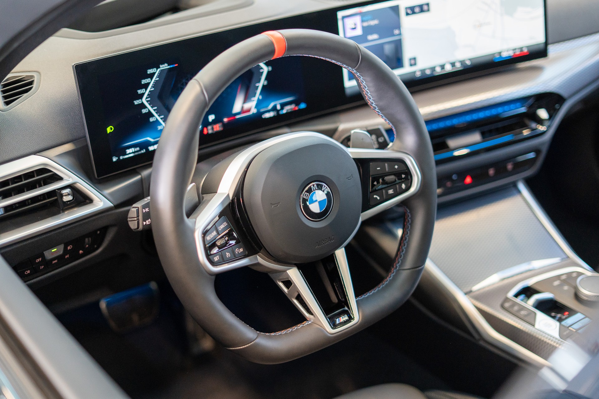 BMW M340d xDrive Touring / M Sport Pro / LCI / Panorama / 360°Kamera / HeadUp-image-12