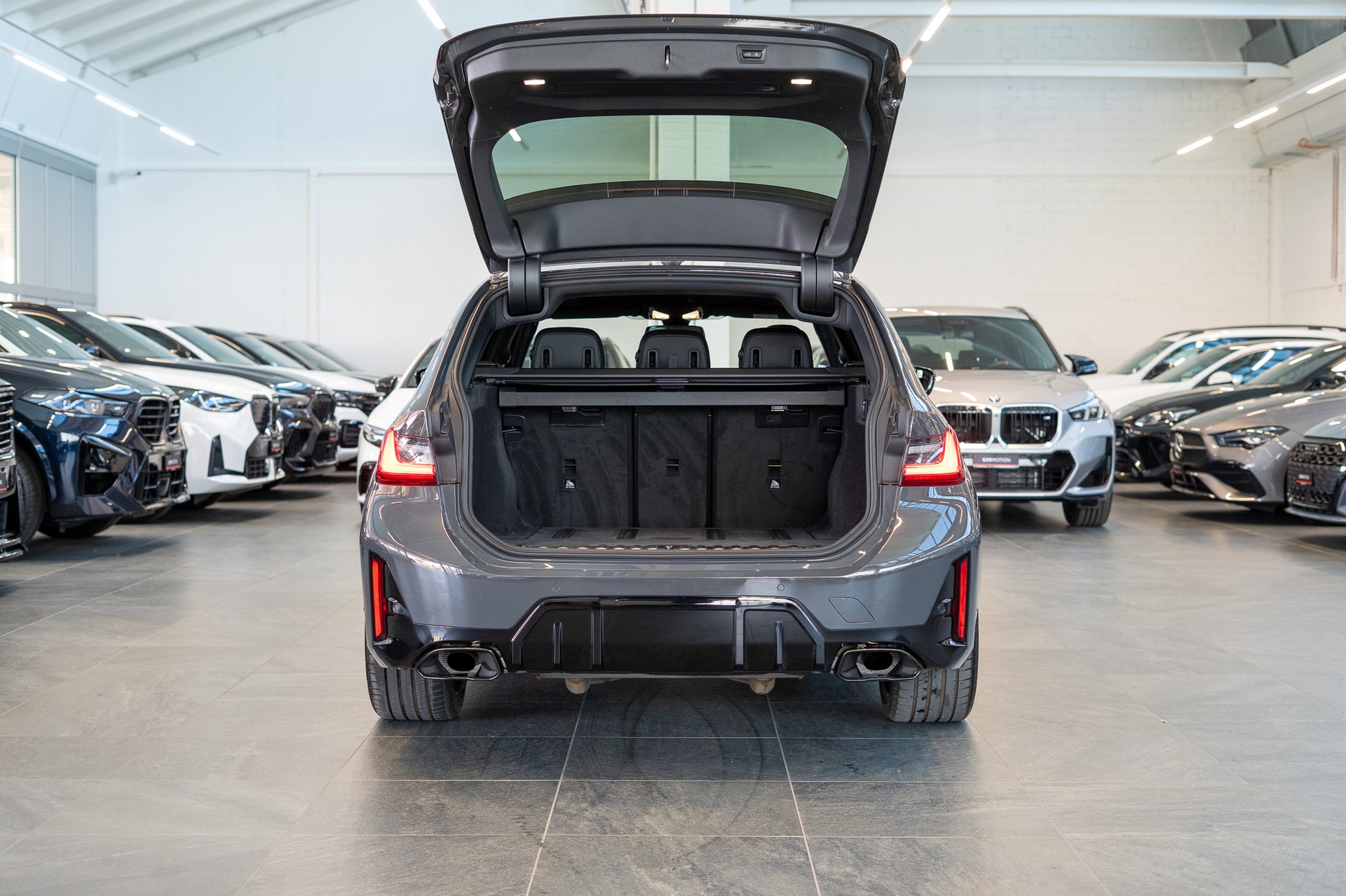 BMW M340d xDrive Touring / M Sport Pro / LCI / Panorama / 360°Kamera / HeadUp-image-6