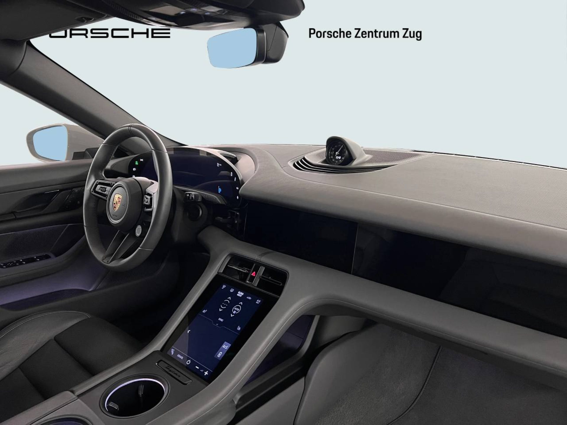 PORSCHE Taycan 4 Cross Turismo-image-18