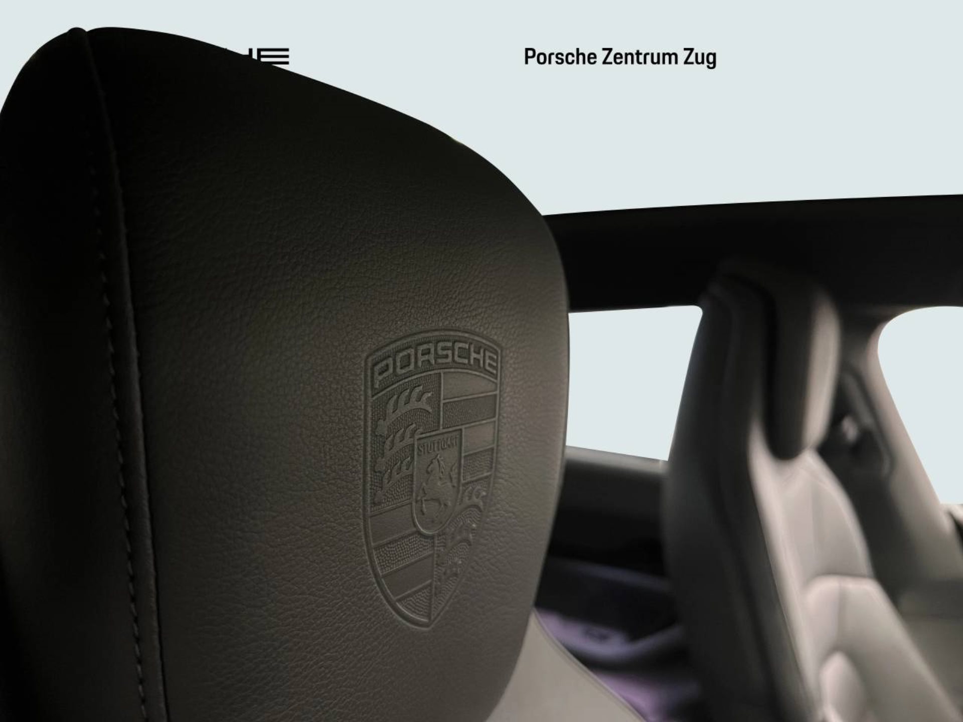PORSCHE Taycan 4 Cross Turismo-image-20