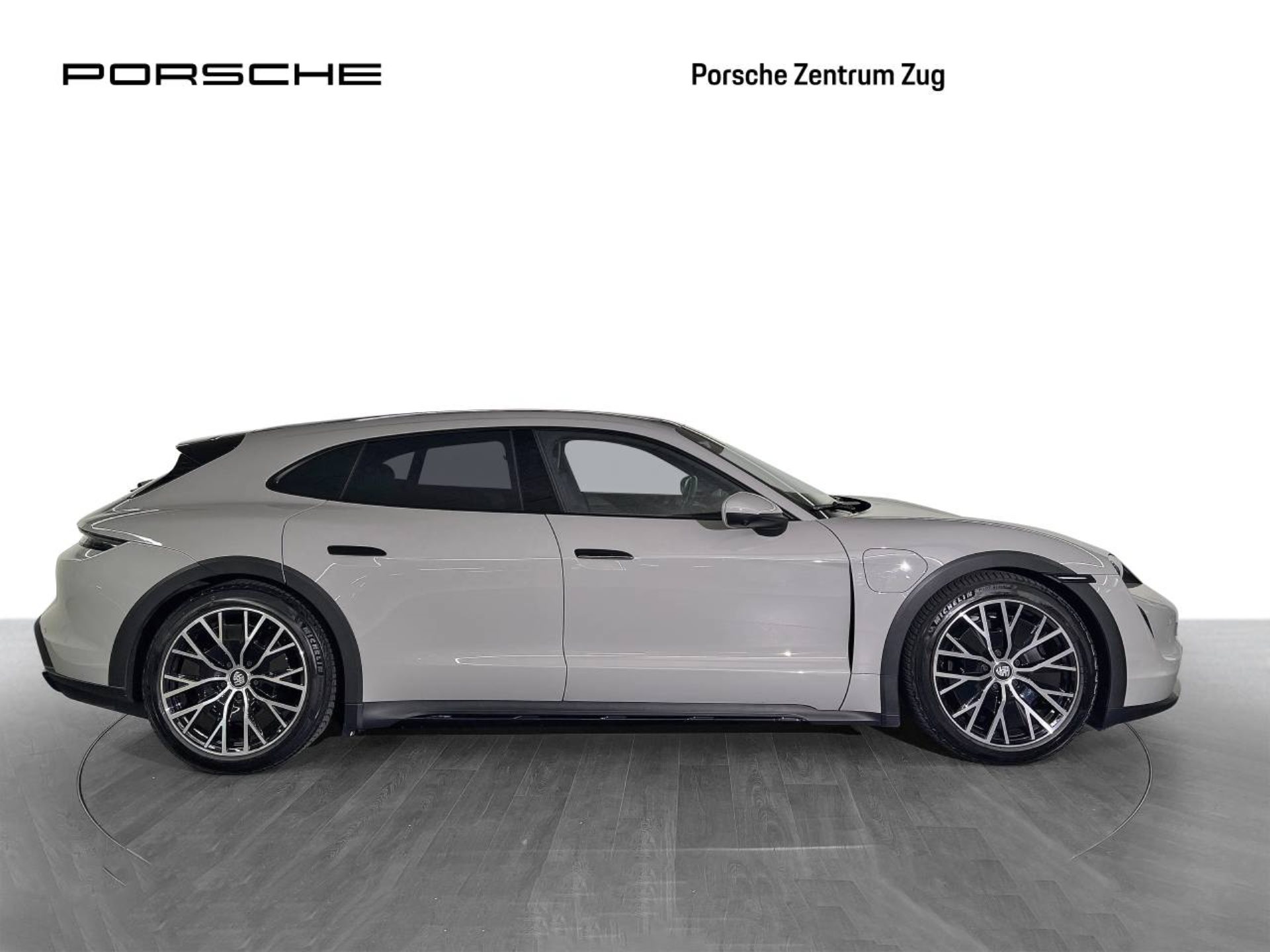 PORSCHE Taycan 4 Cross Turismo-image-9