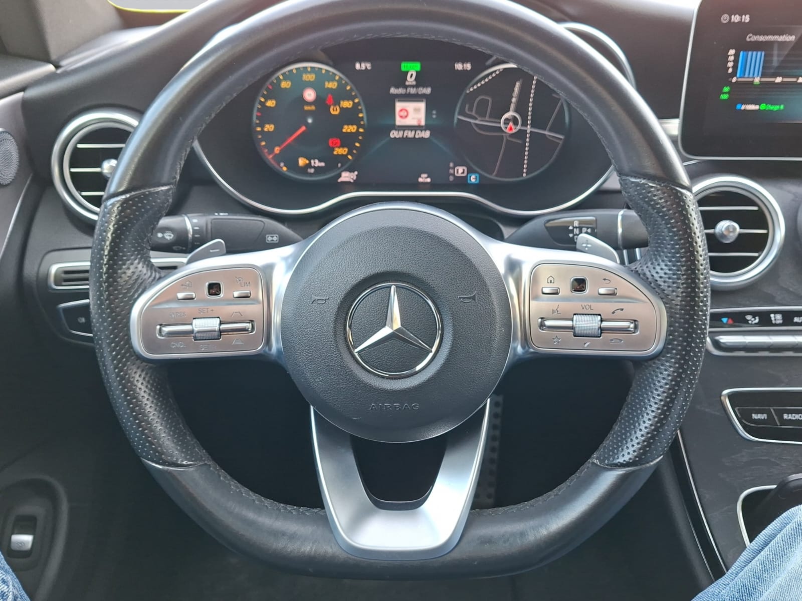 MERCEDES-BENZ C 200 Coupé 4Matic 9G-Tronic-image-13
